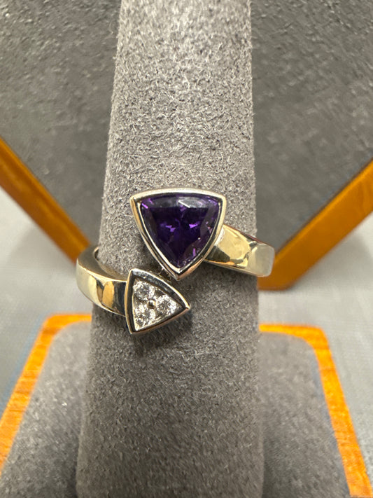 Gold ring