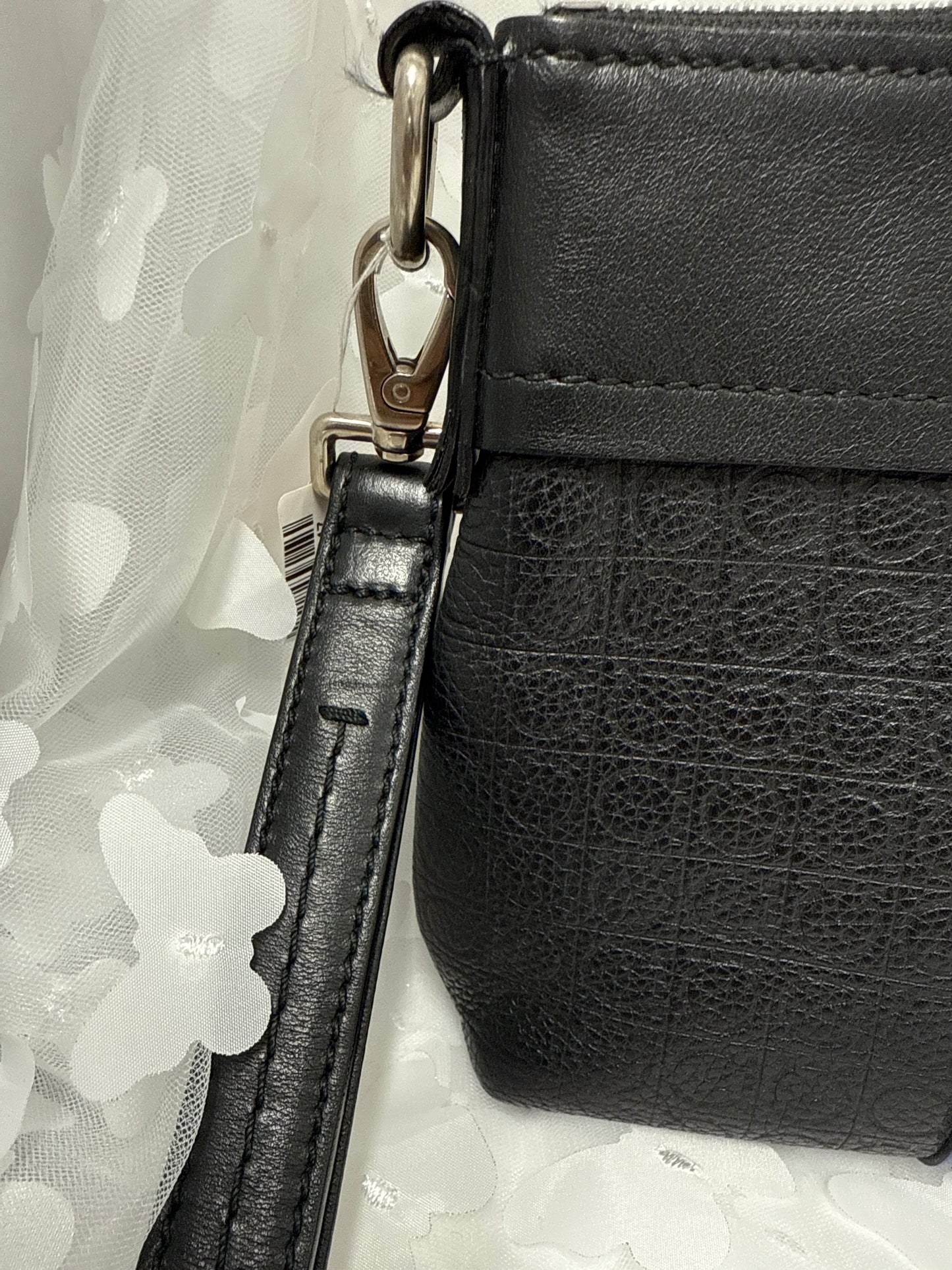 Hand bag