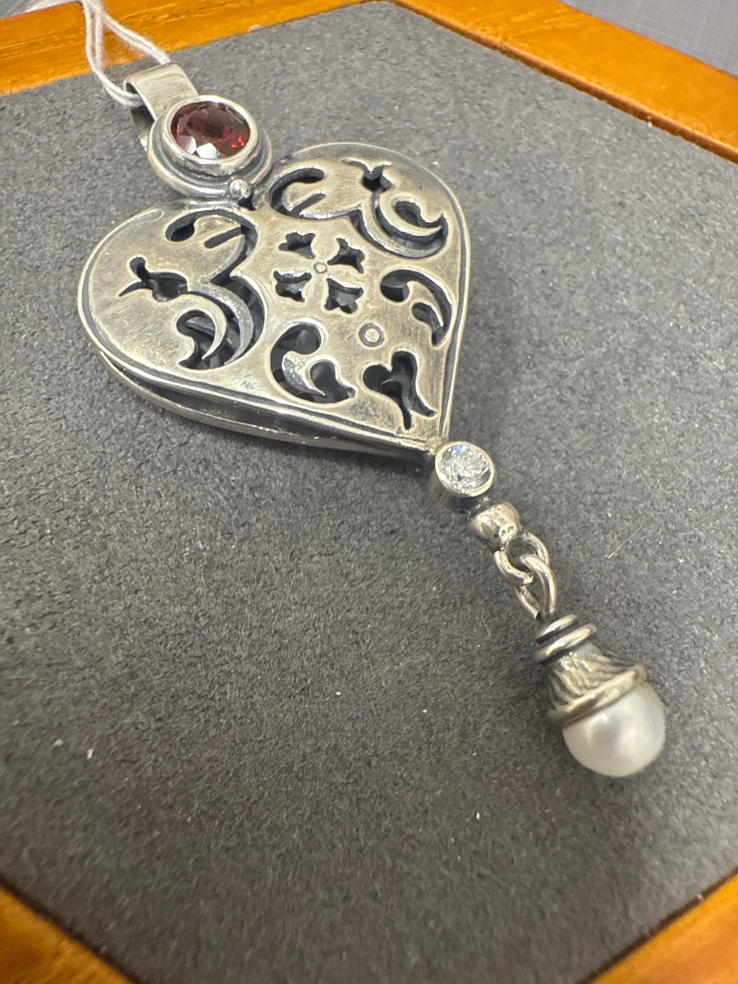 Silver charm