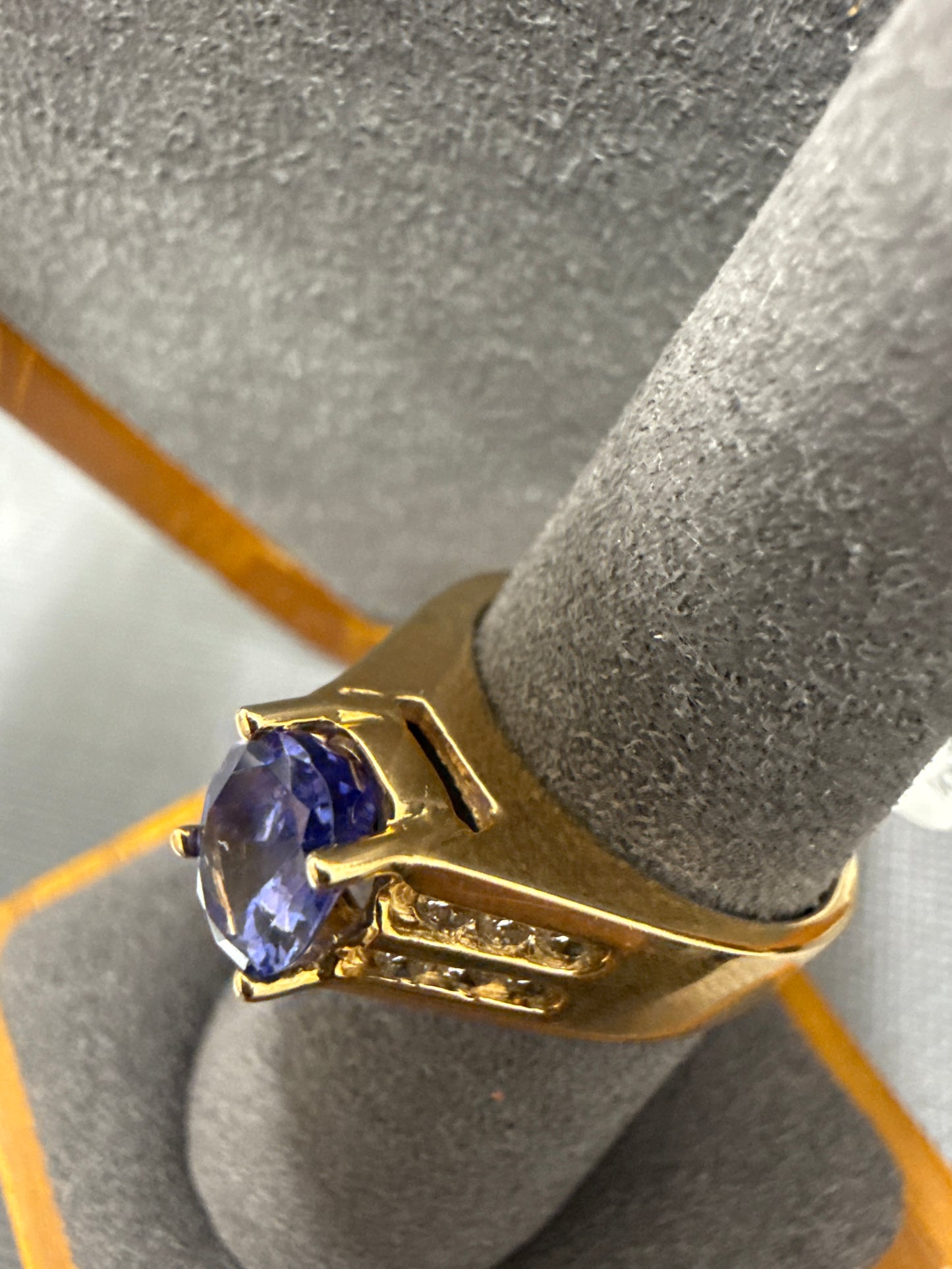 Gold ring