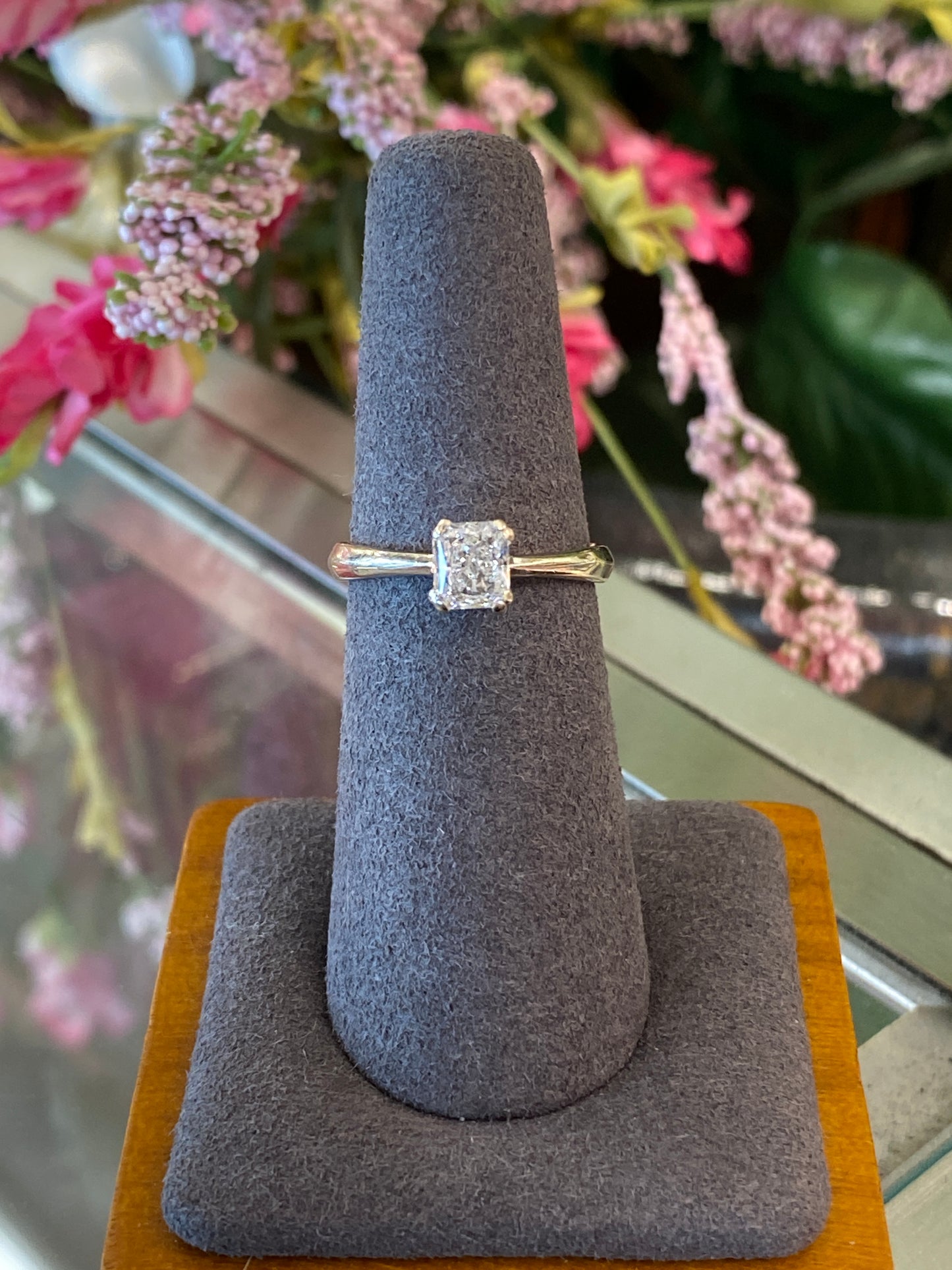 14k White Gold Engagement Ring