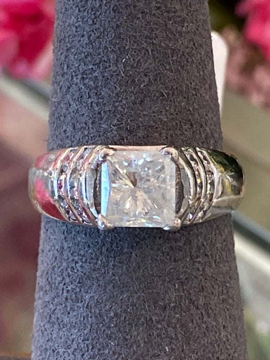 Platinum Diamond Engagement Ring