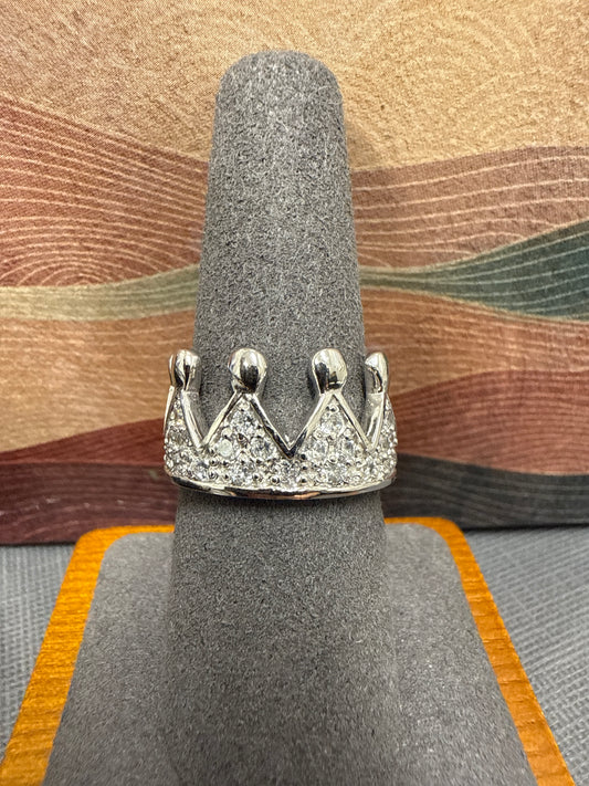 Silver crown ring