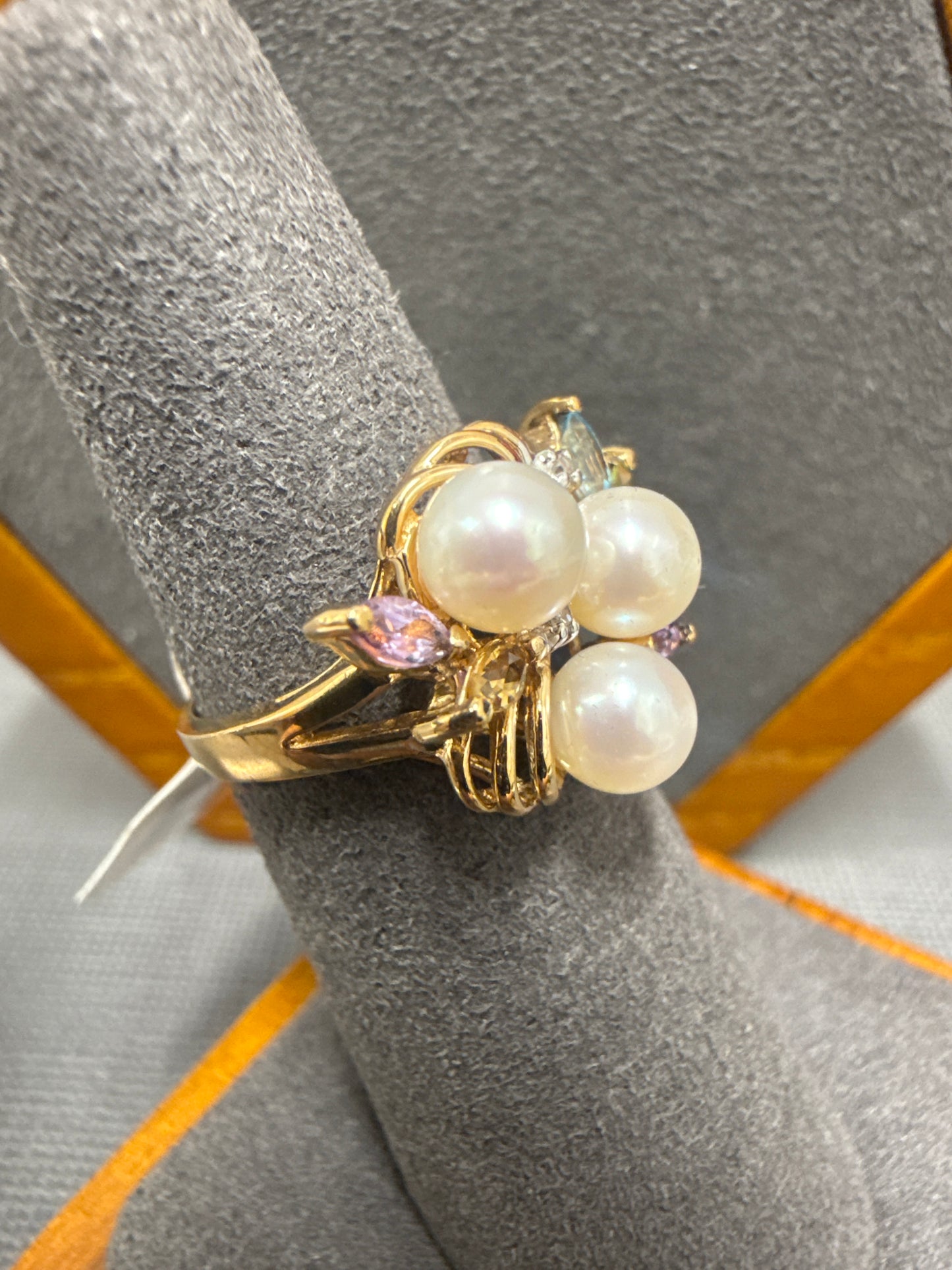 Gold ring