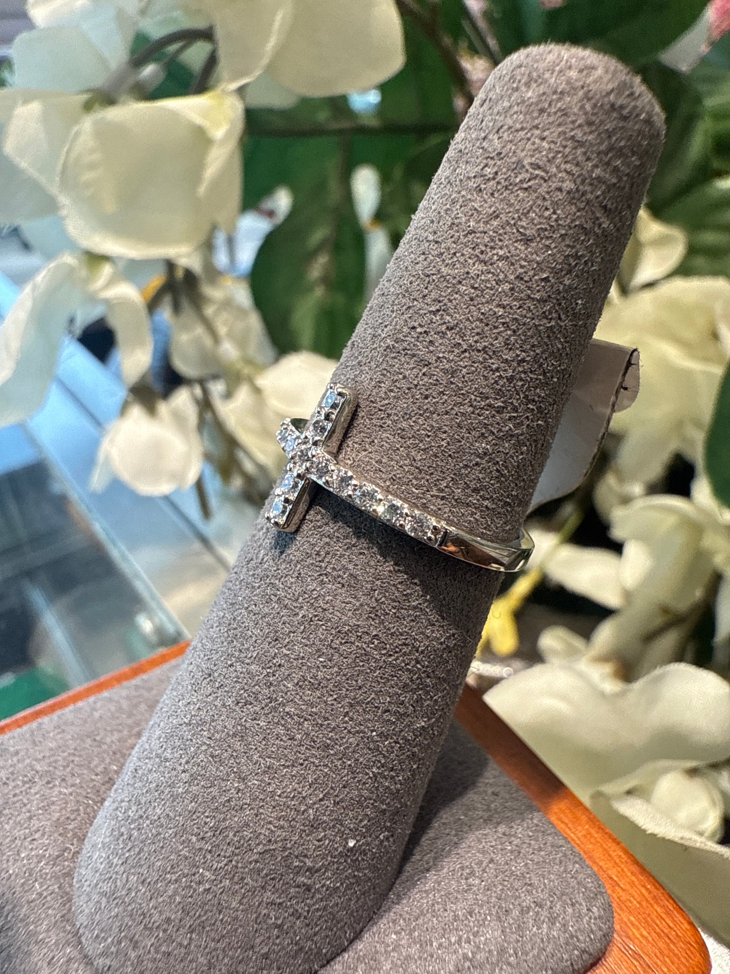 Silver cross ring