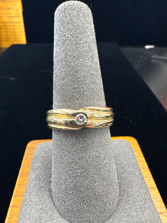 Men’s yellow gold band