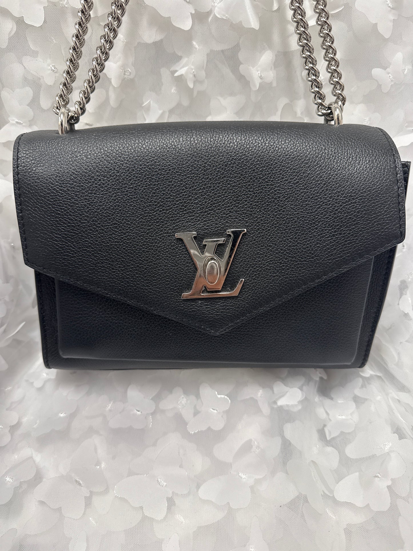 Hand bag