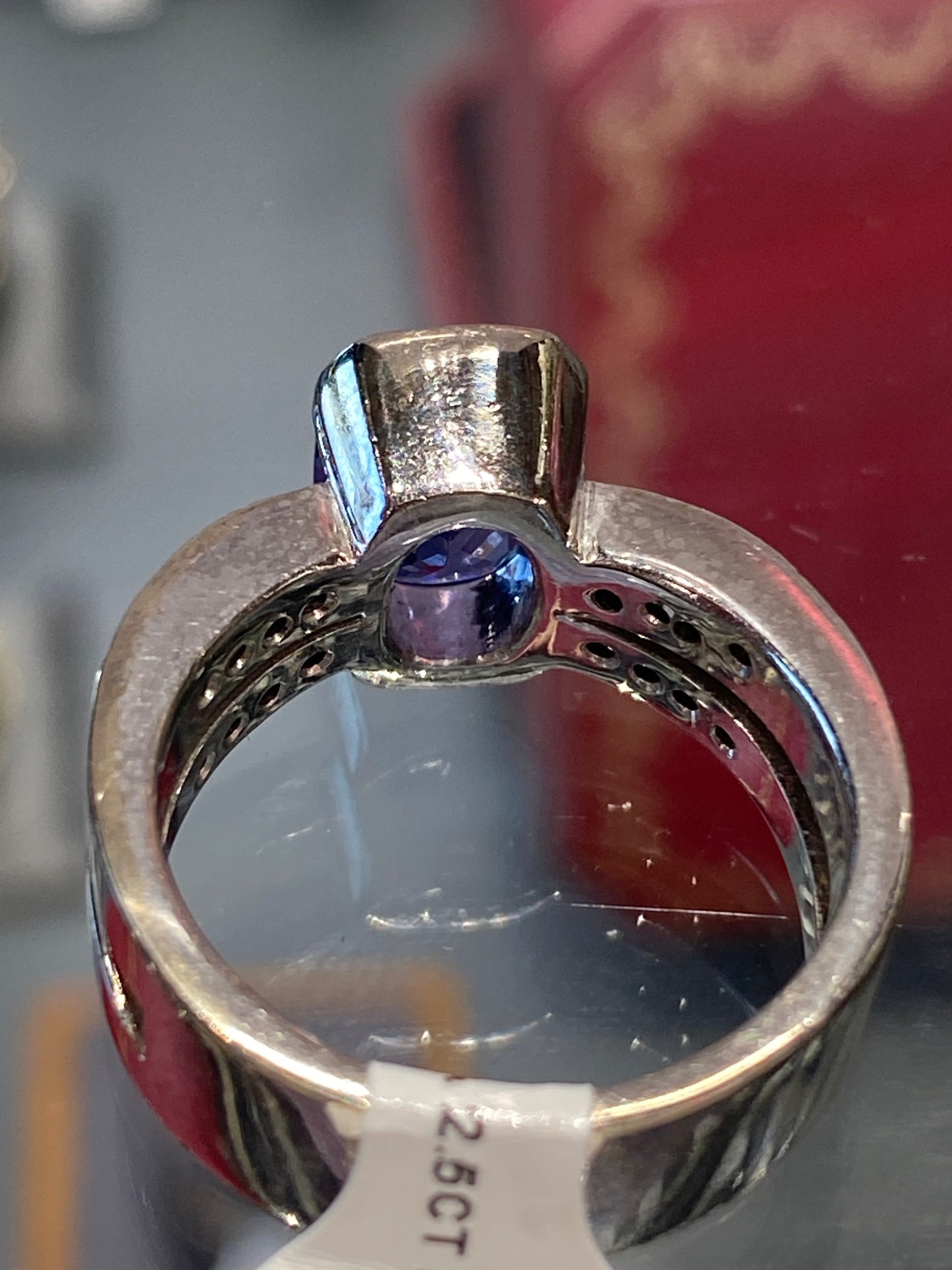18k White Gold Tanzanite Ring