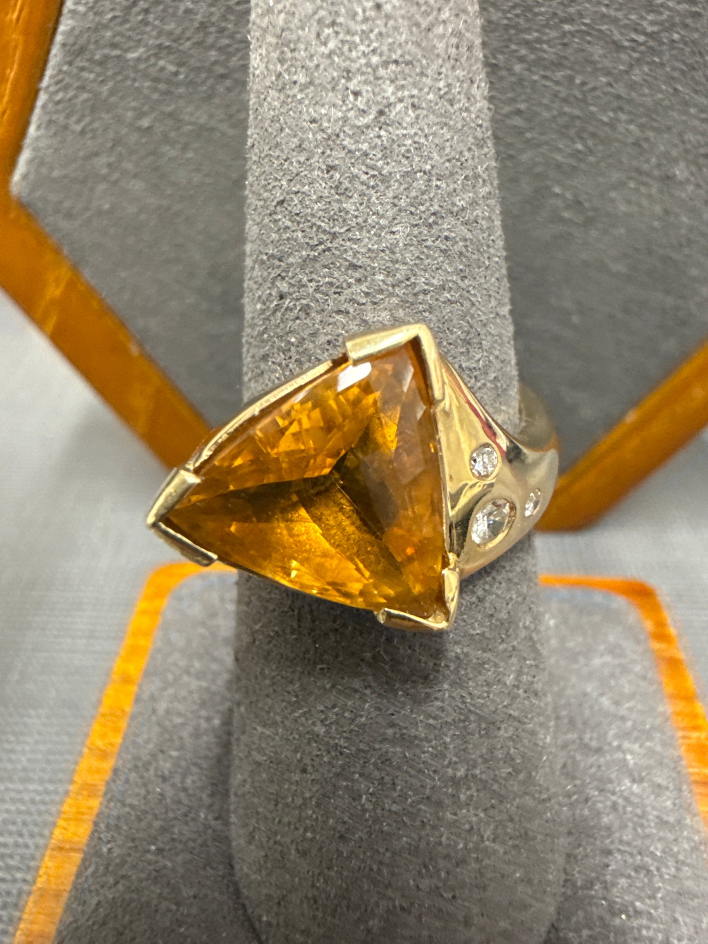 Gold ring