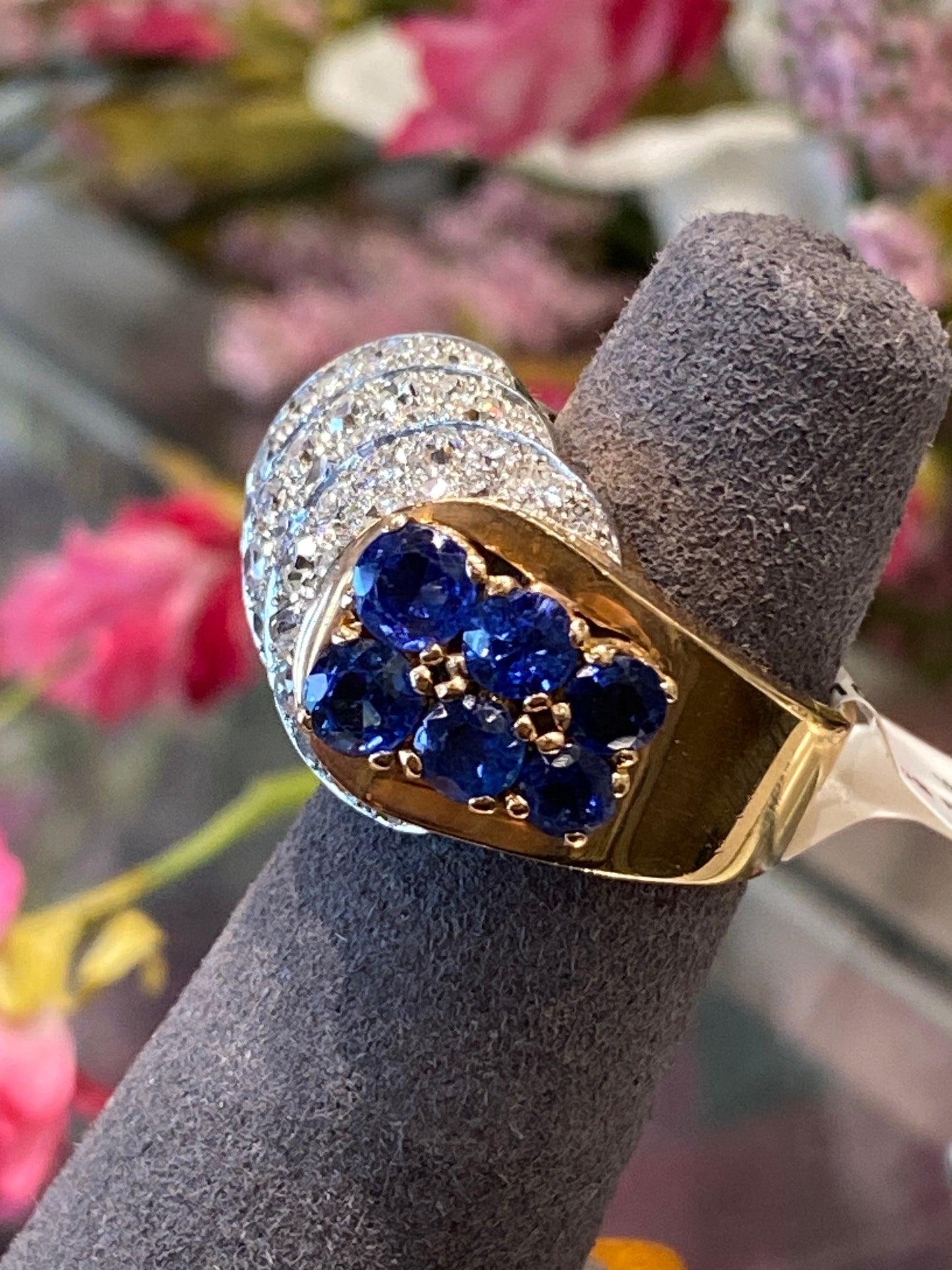 18k Two Tone Gold Diamond & Sapphire Ring