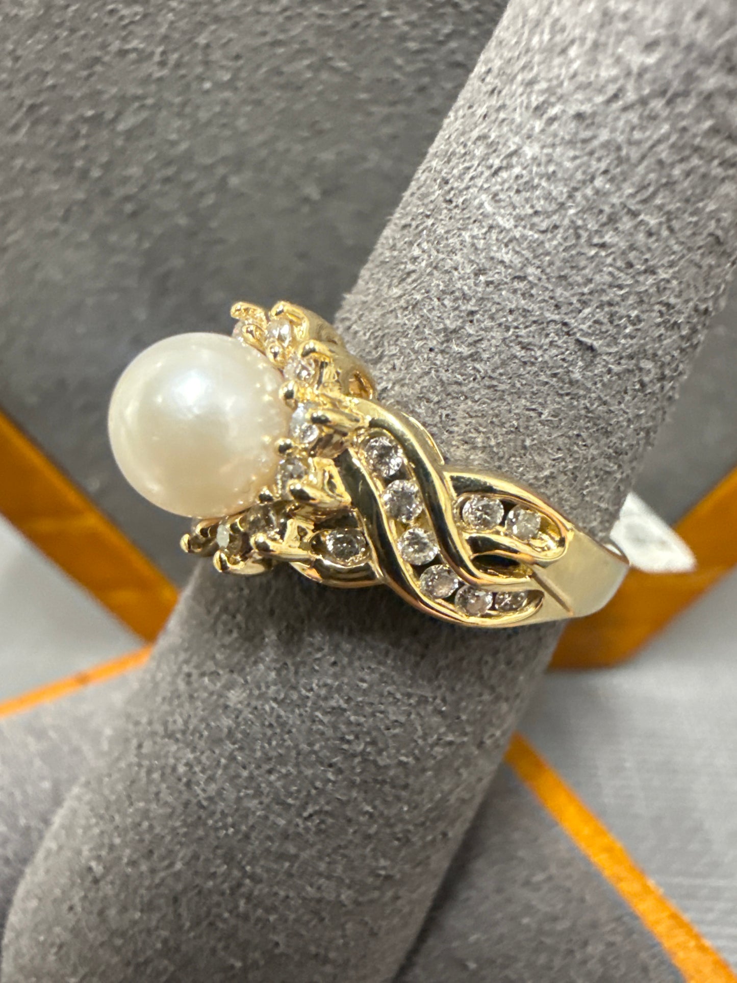 Gold ring
