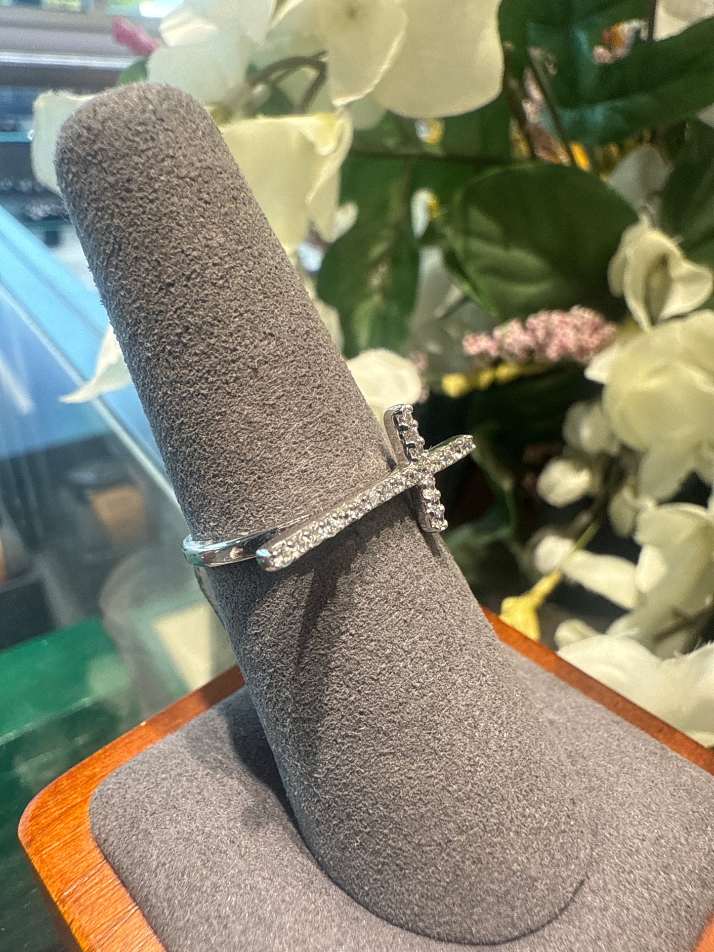 Silver cross ring
