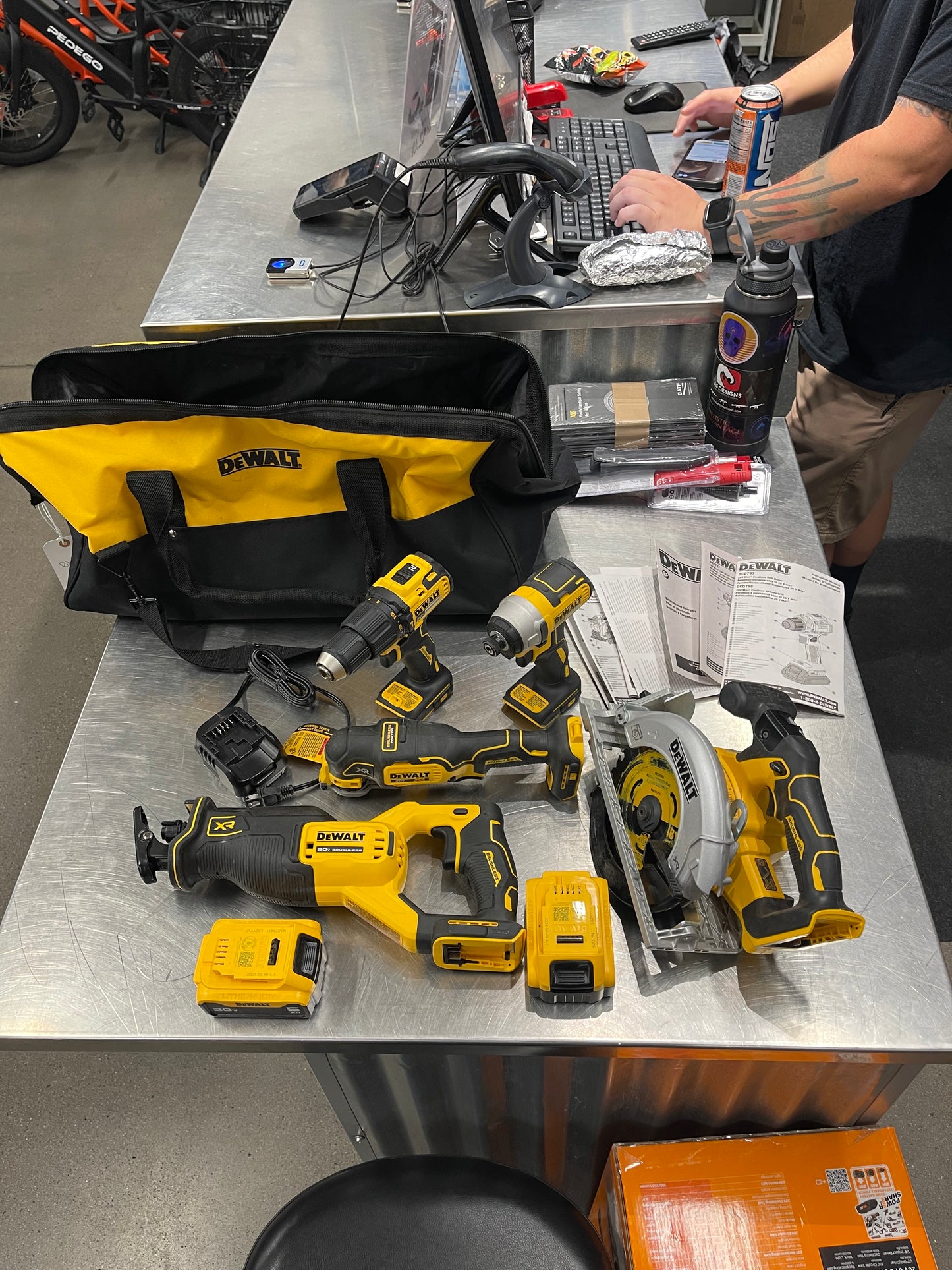 Dewalt 5 Pc Cordless Tool Kit (152363) MMP