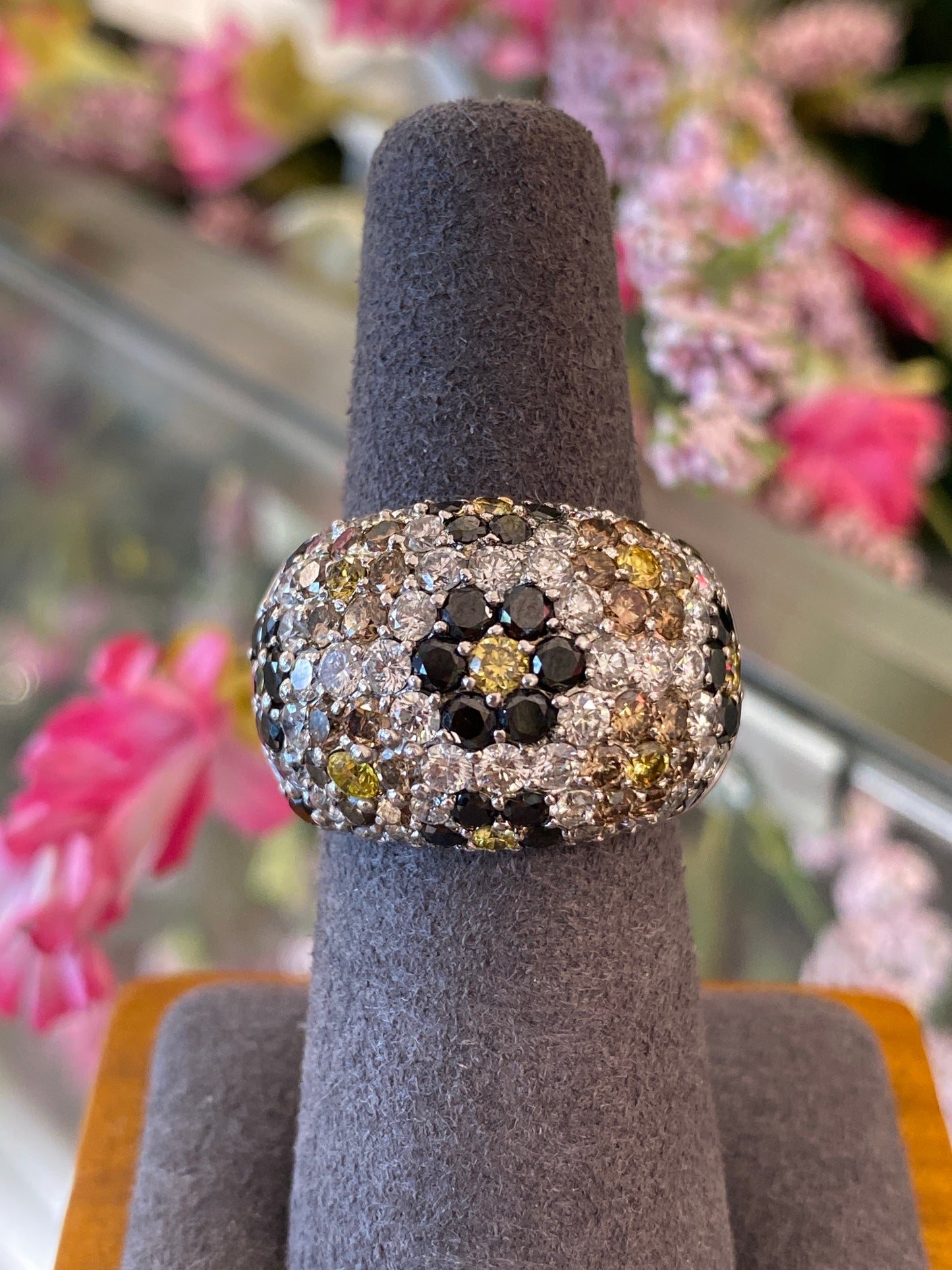 18k White Gold Diamond Ring