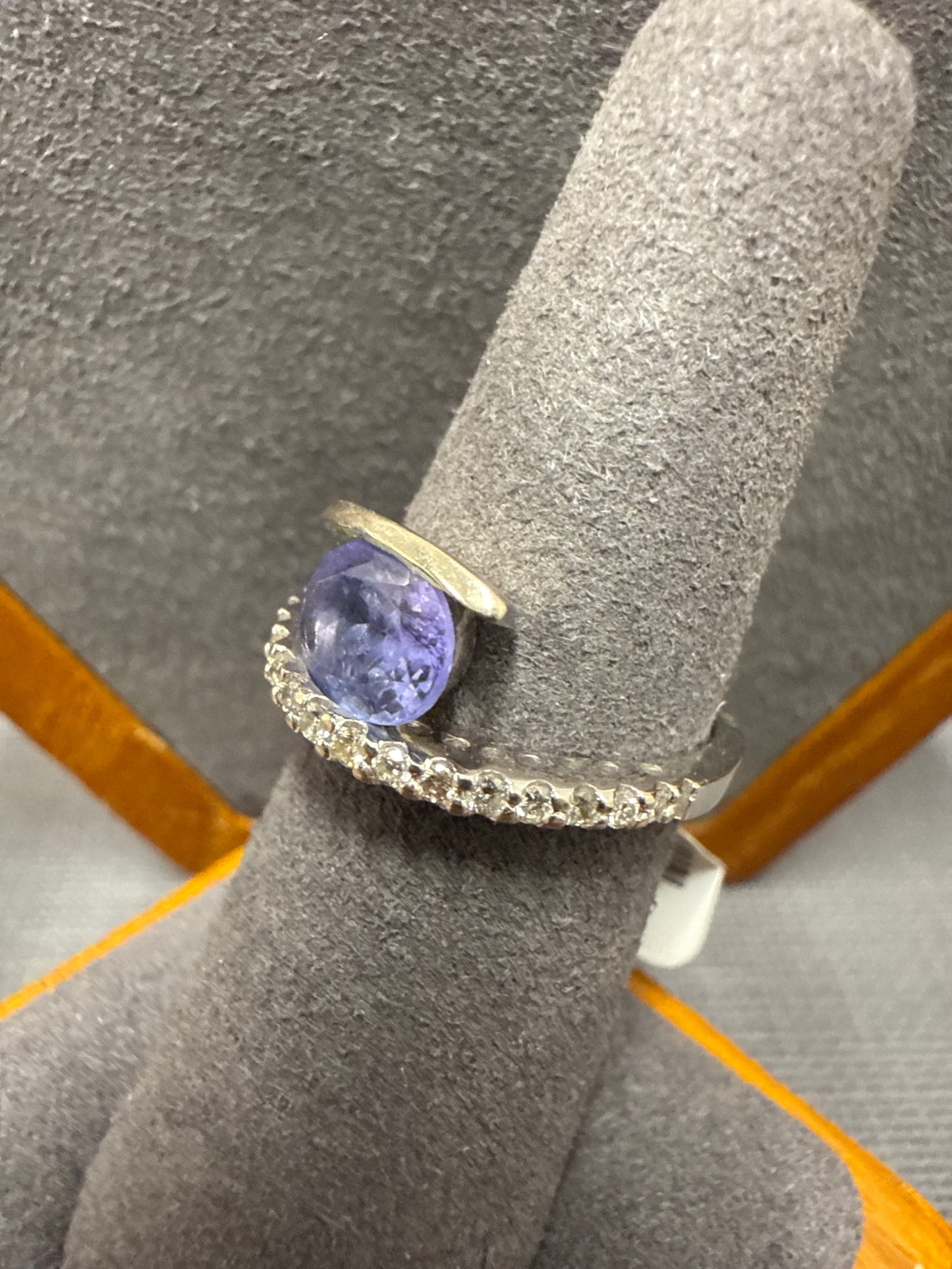 White gold ring