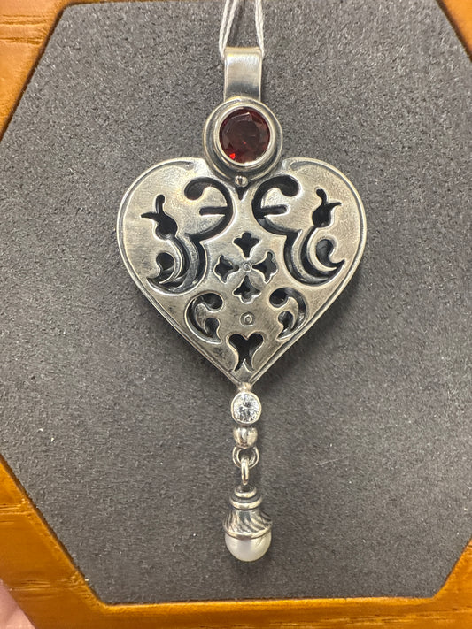 Silver charm