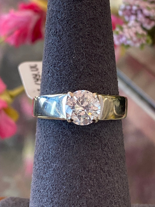 14k White Gold Diamond Engagement Ring
