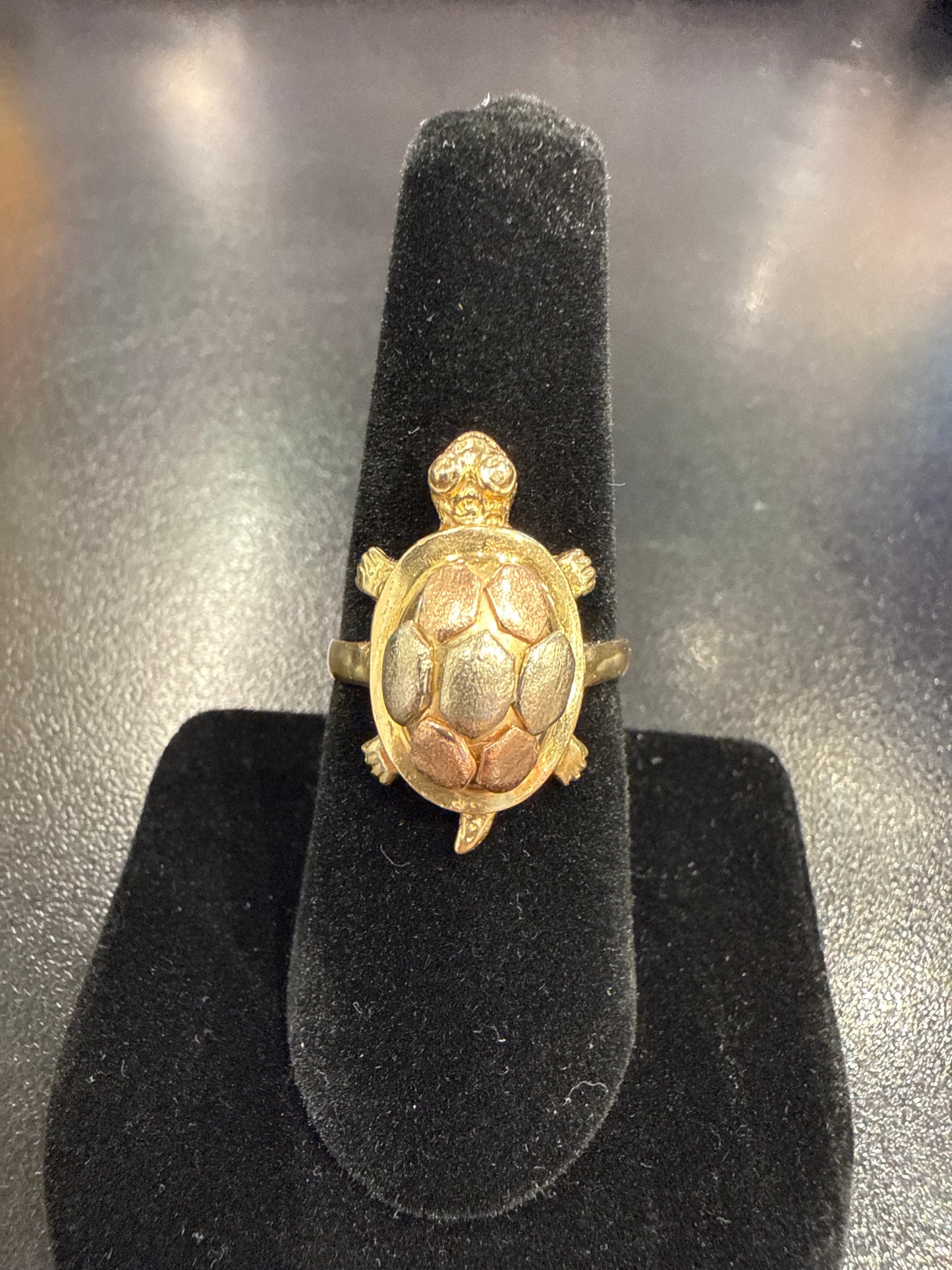 Gold ring