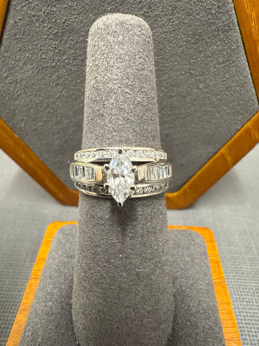 White gold ring