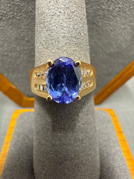 Gold ring