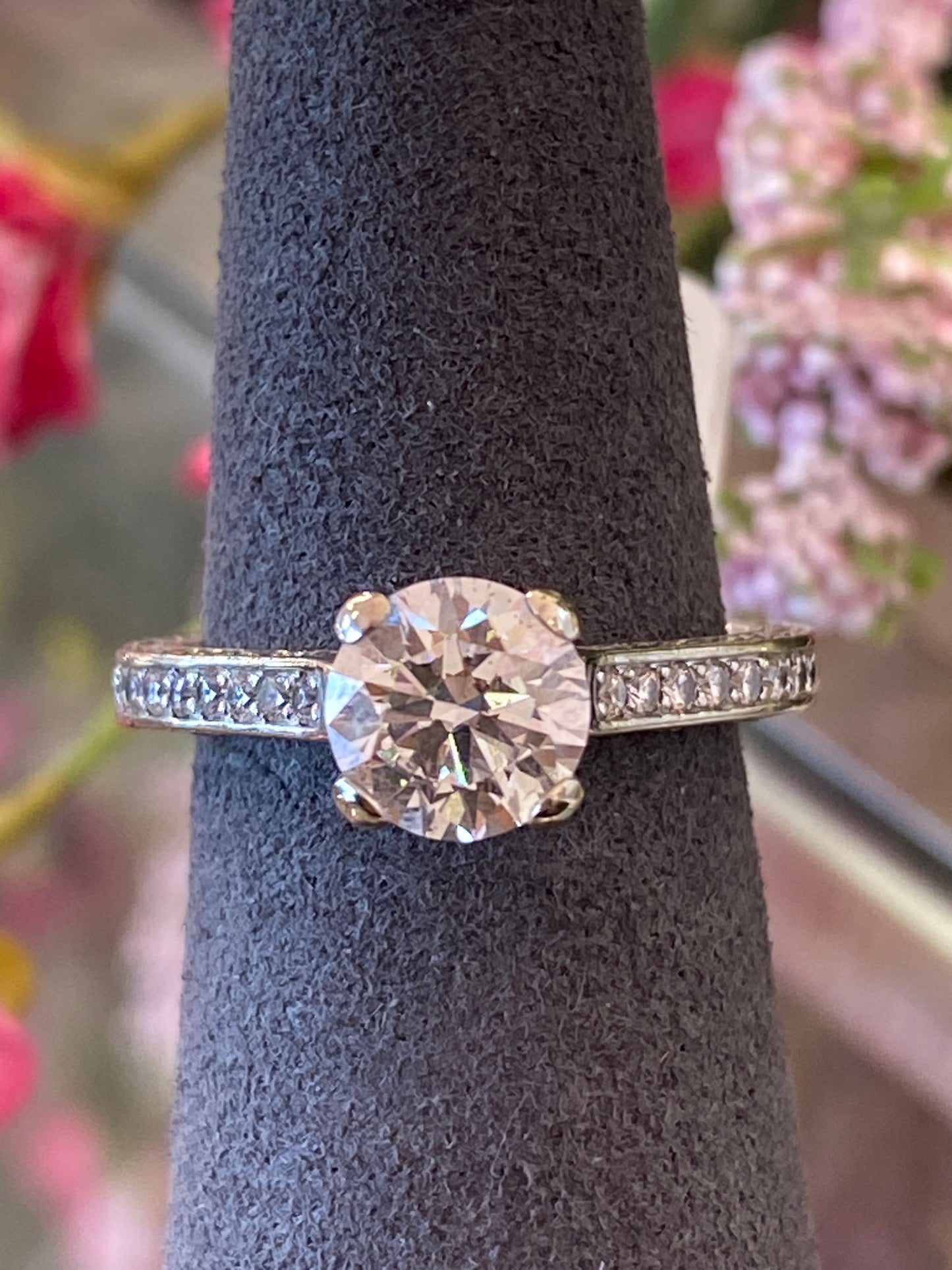 14k White Gold Diamond Engagement Ring