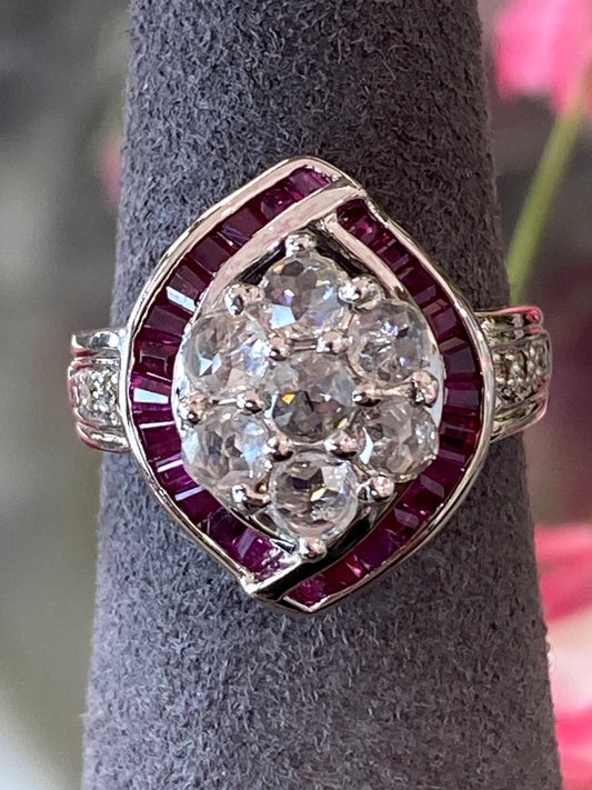 18k White Gold Ring With Diamonds & Red Stones