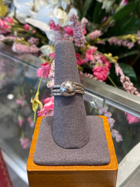Silver Ring With Design