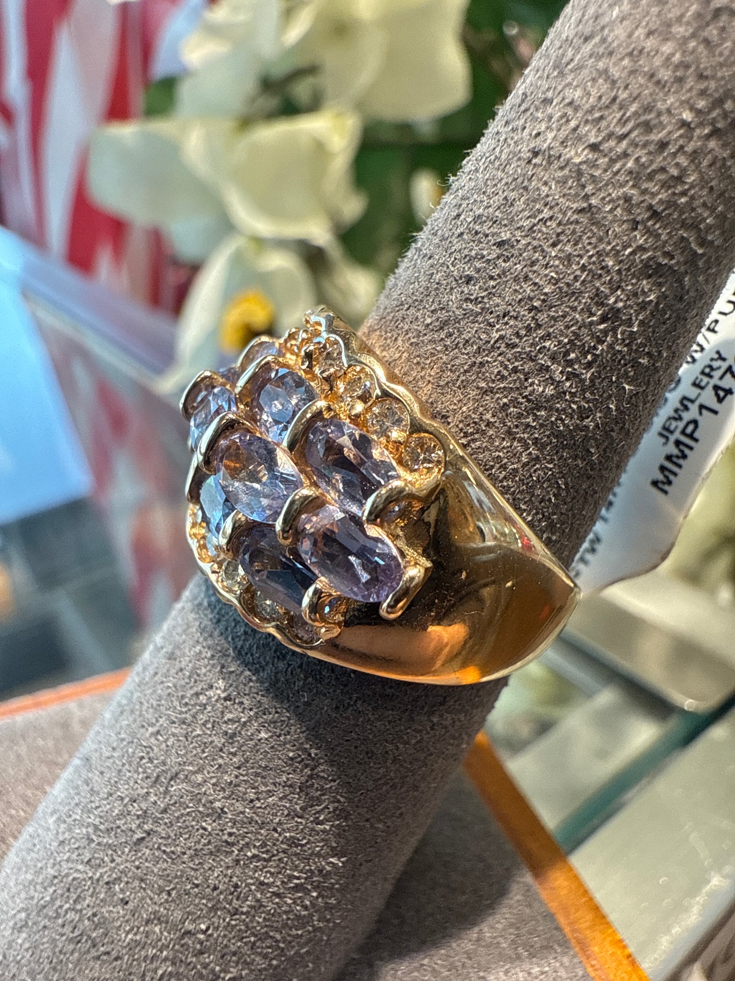 Gold ring