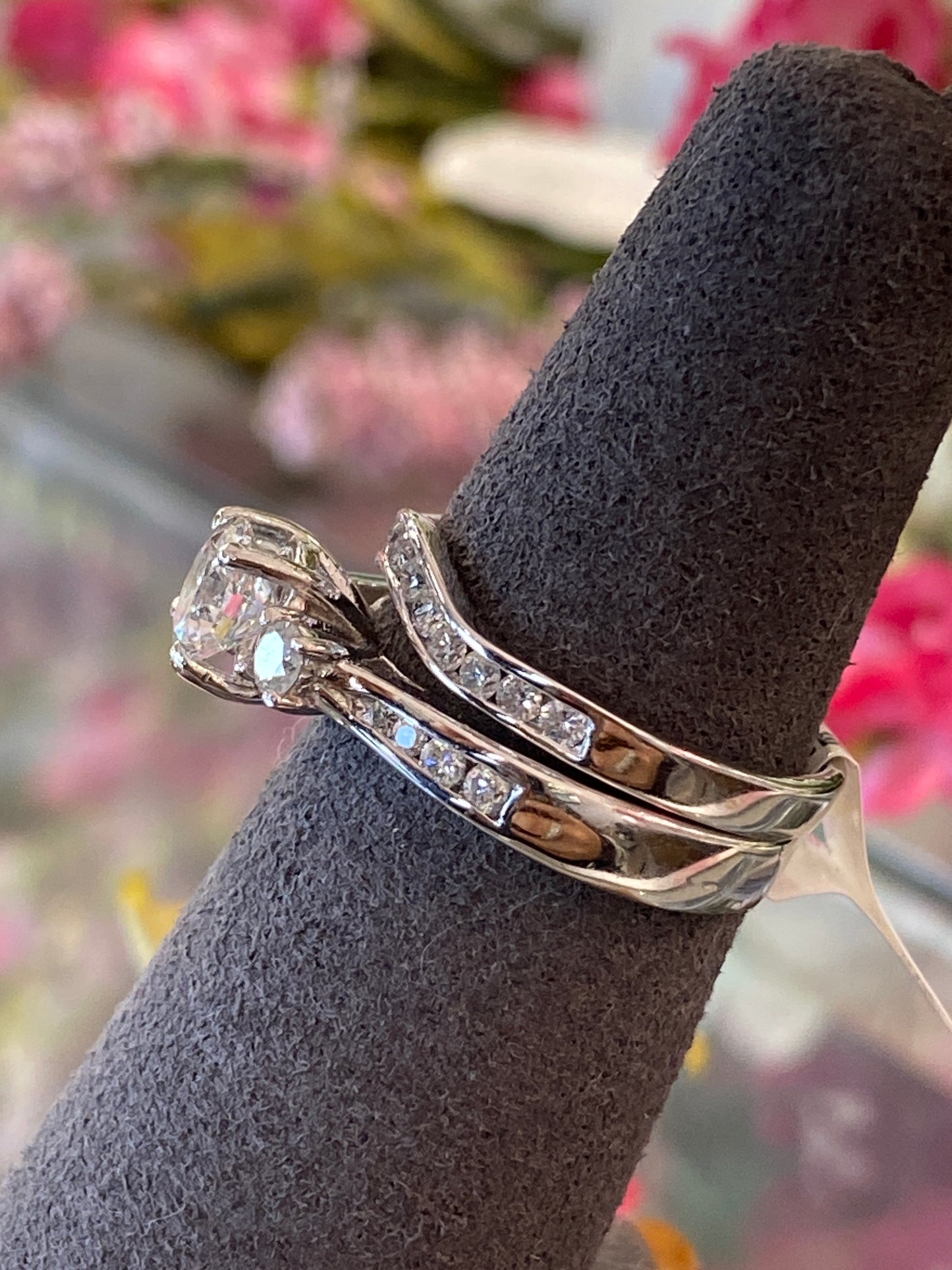 14k White Gold Diamond Engagement Ring