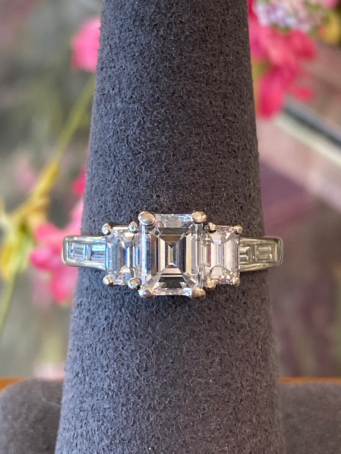 14k White Gold Diamond Engagement Ring