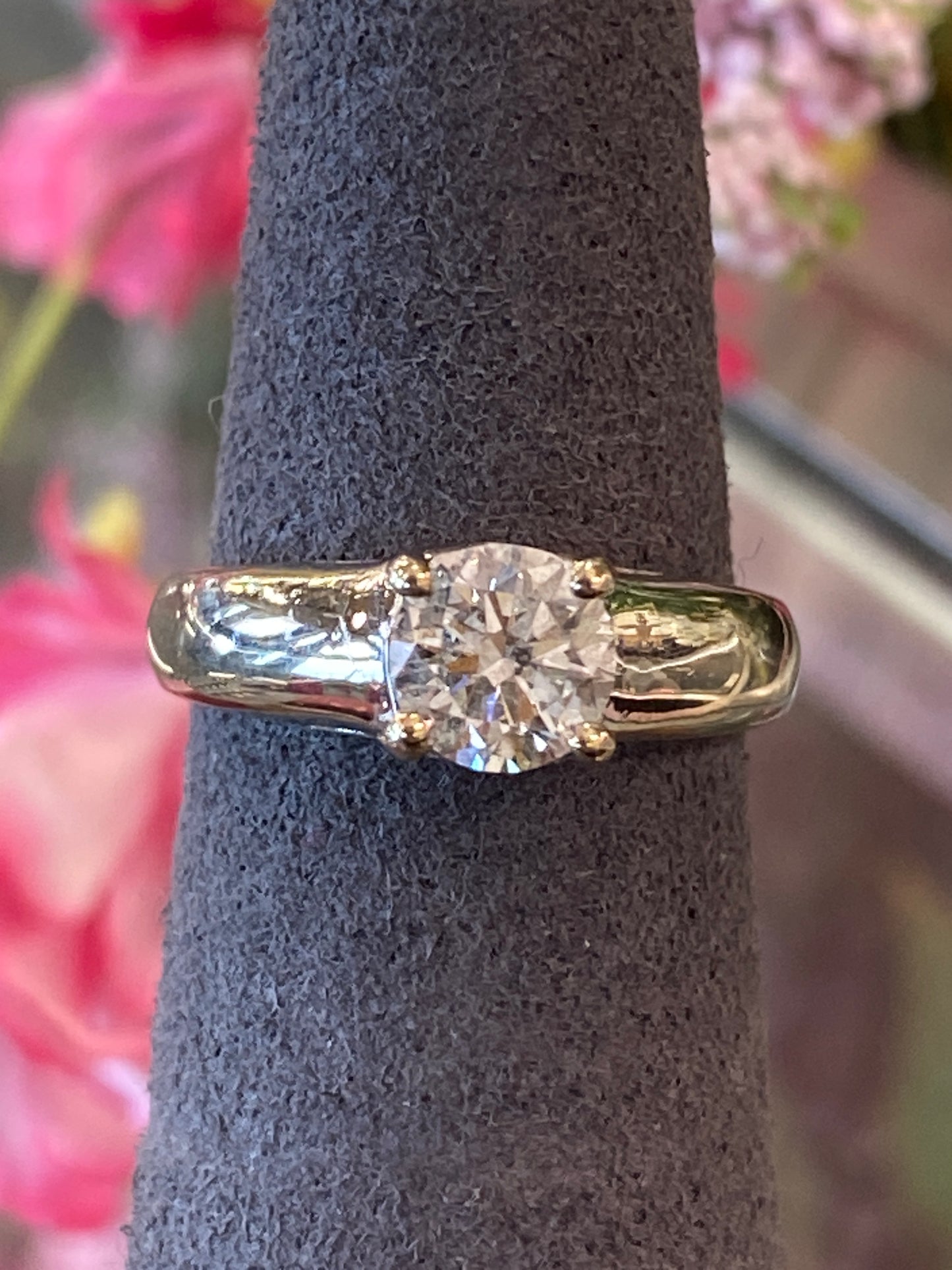 14k White Gold Diamond Engagement Ring