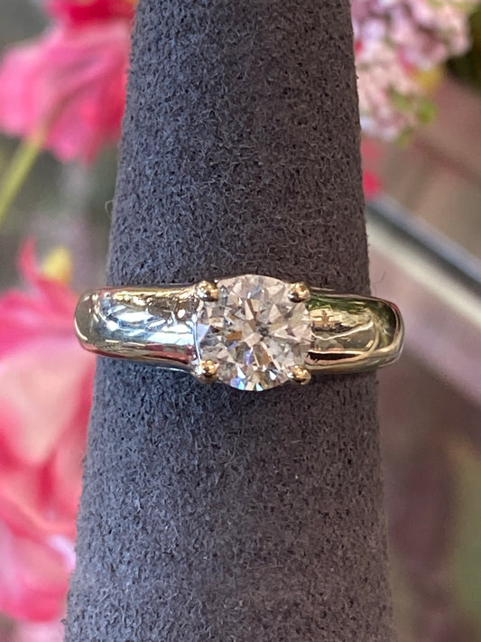 14k White Gold Diamond Engagement Ring