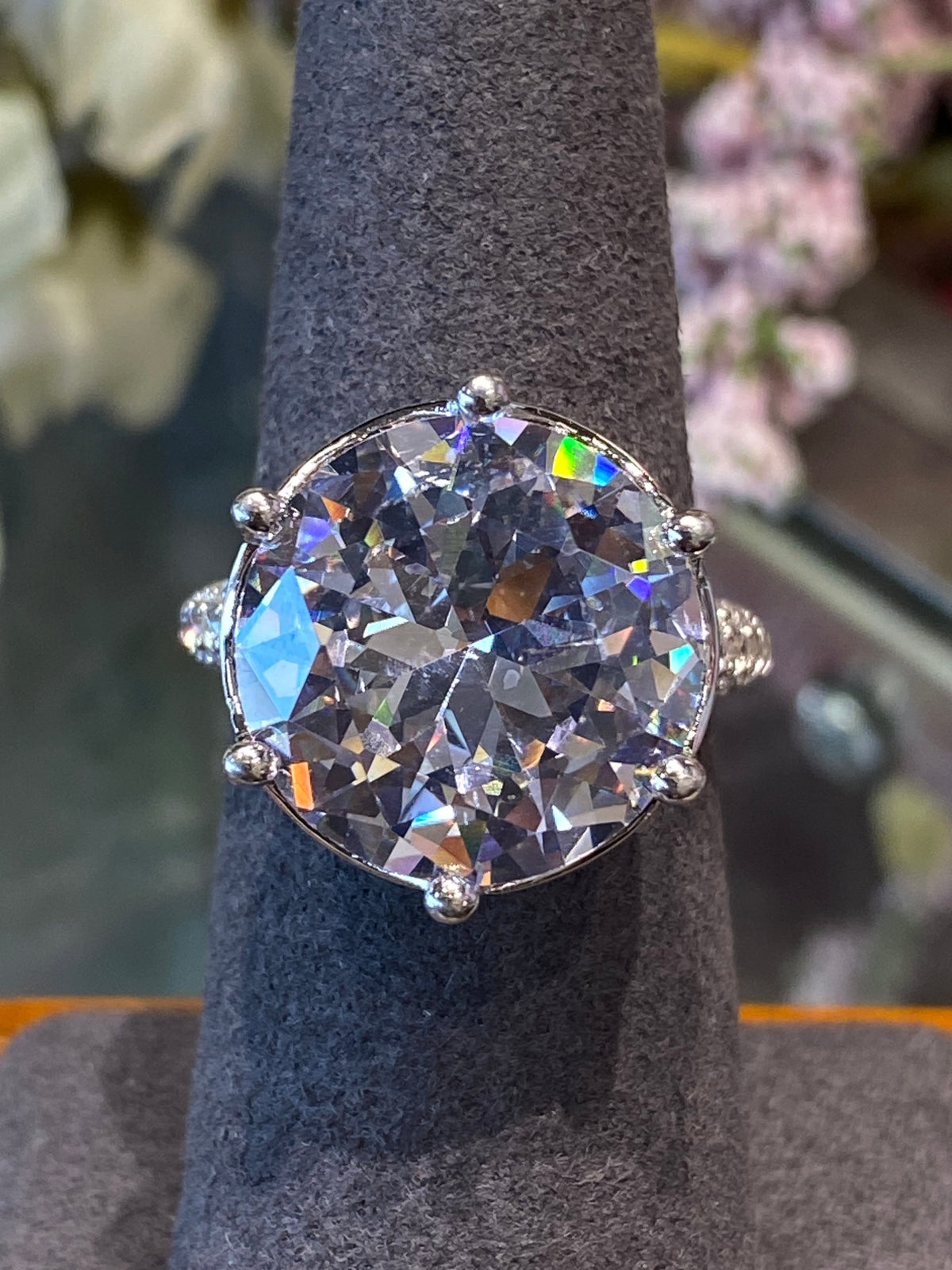 925 Silver Ring With Cubic Zirconias