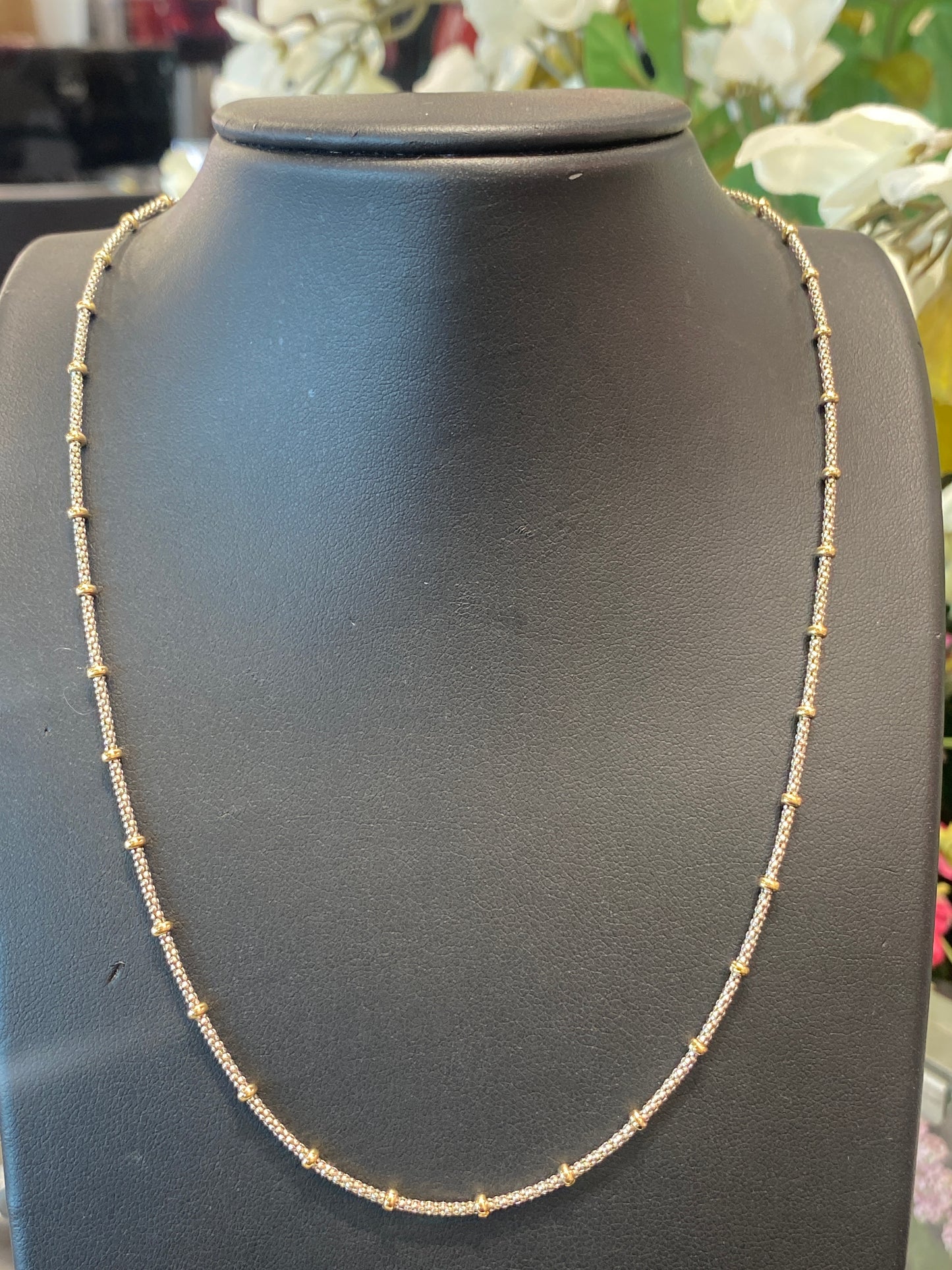 18k Two Tone Chain