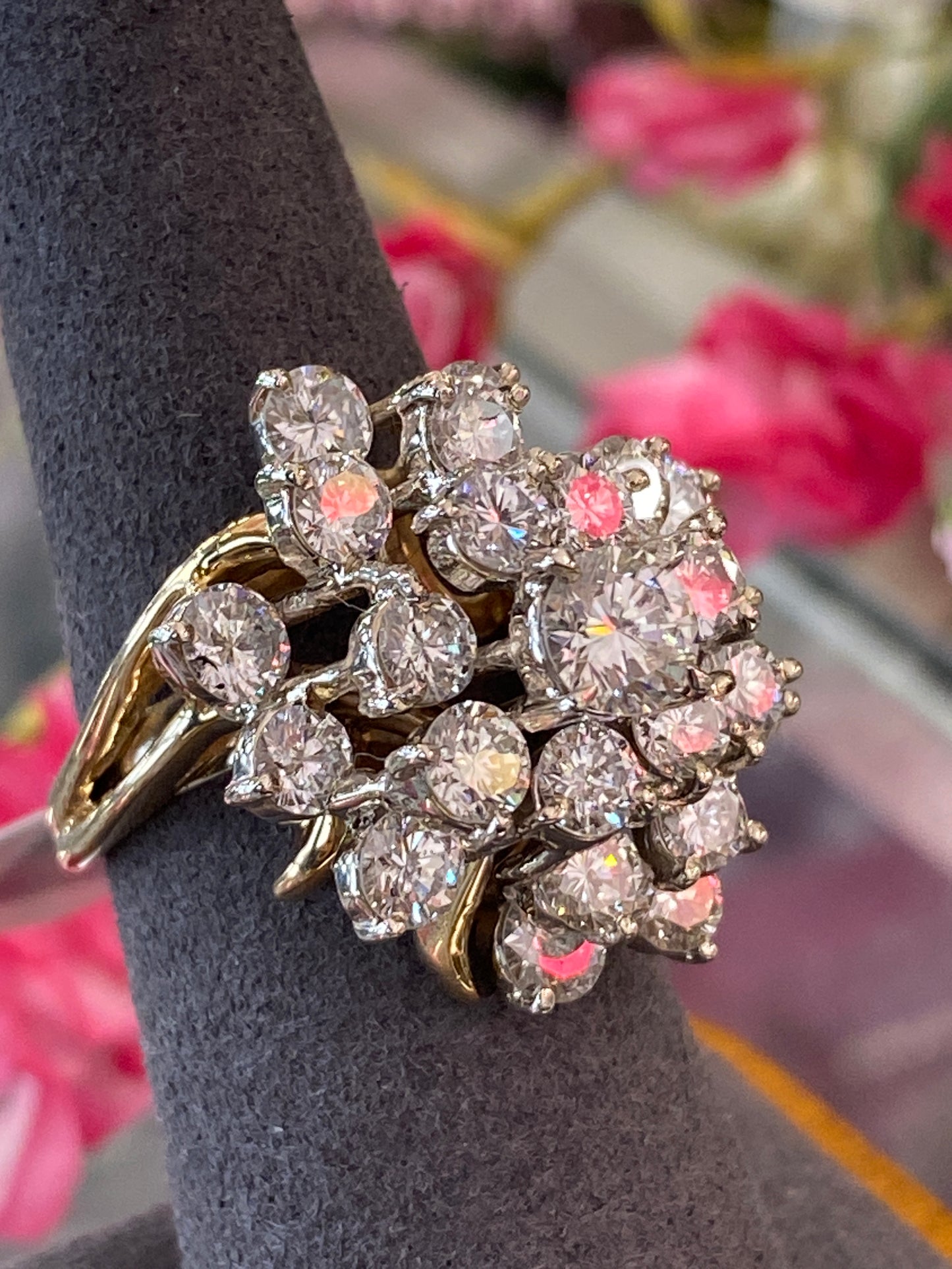14k Yellow Gold Diamond Cluster Ring