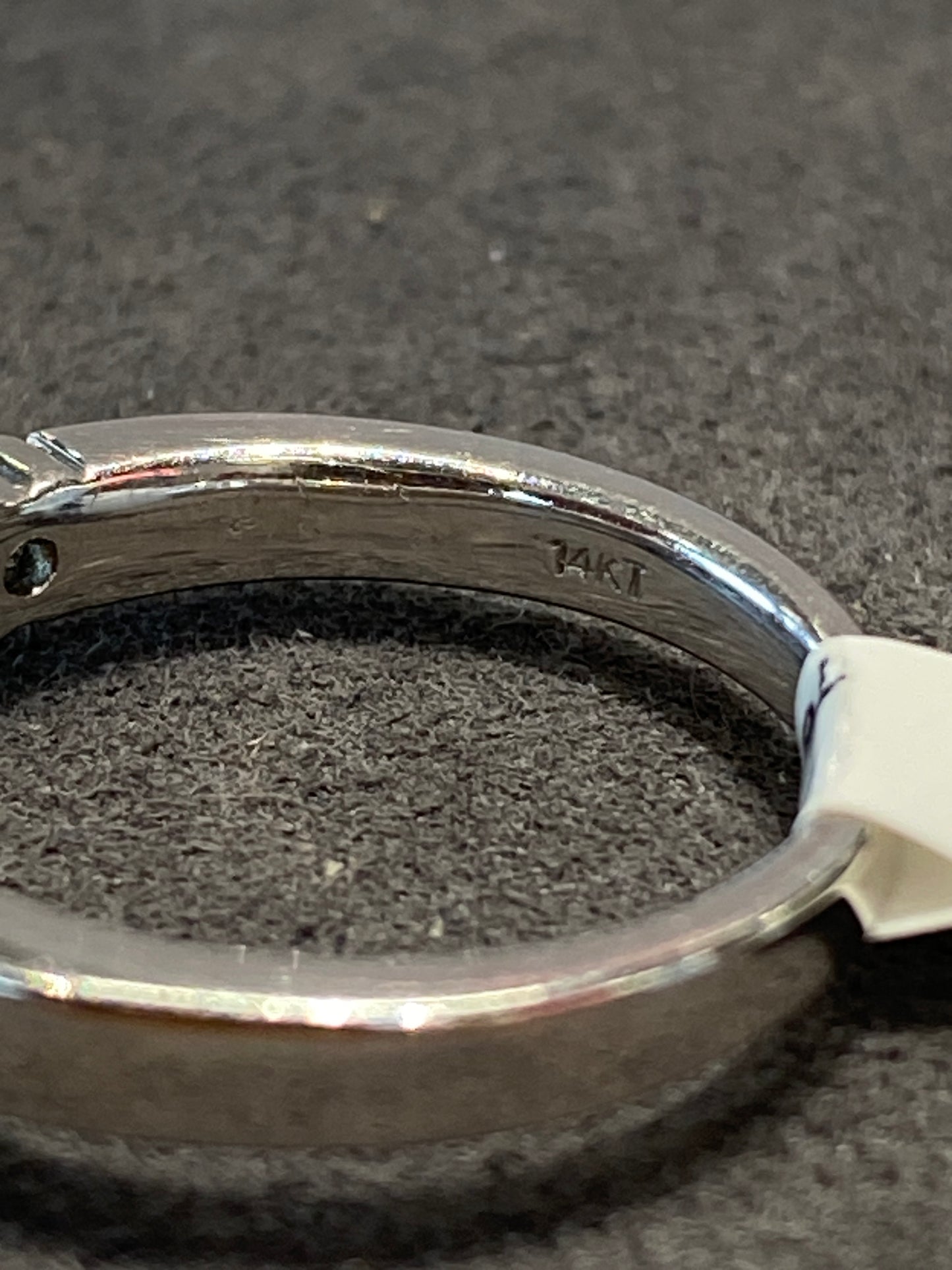 14k White Gold Diamond Heart Engagement Ring