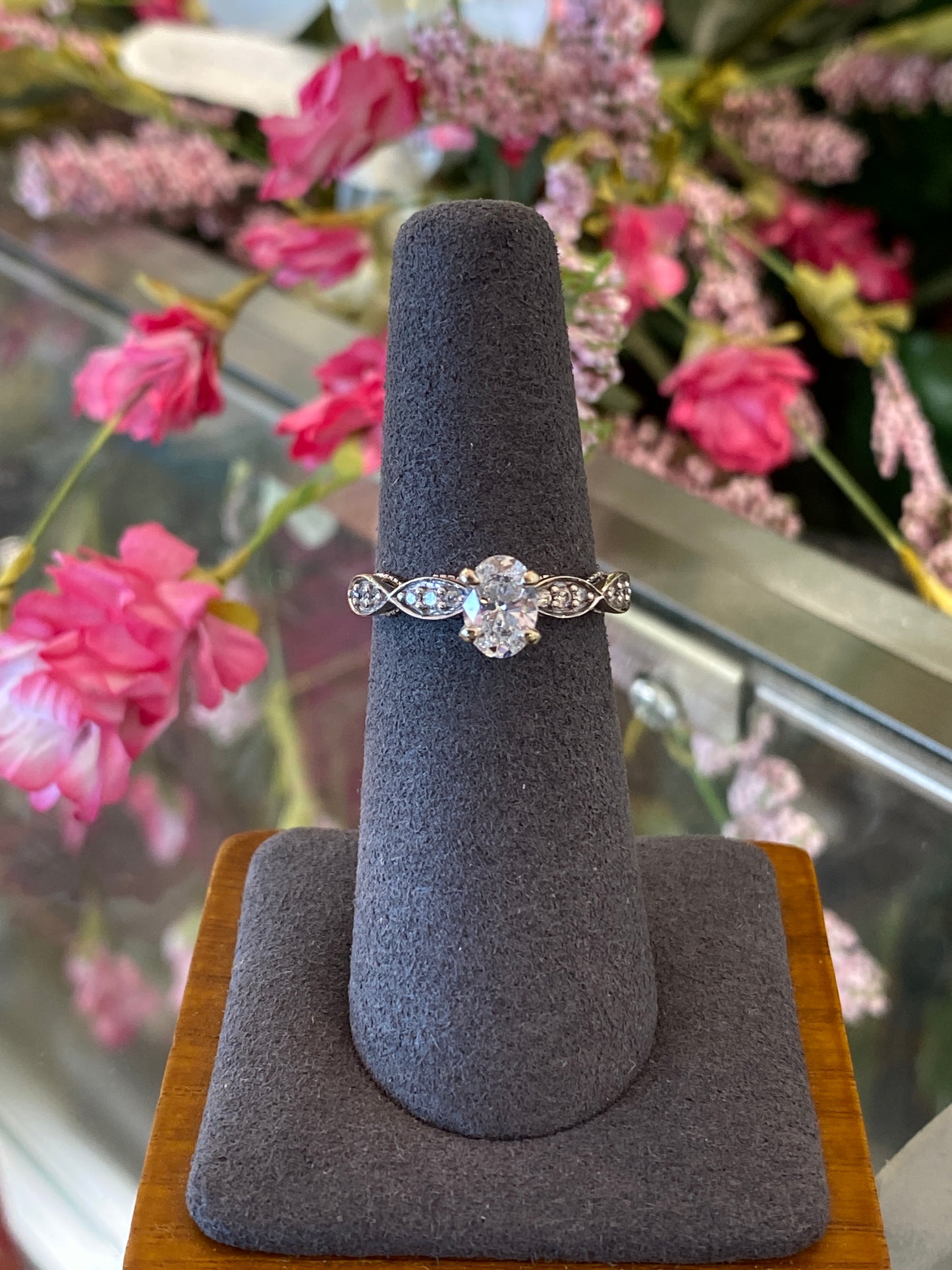 14k White Gold Diamond Engagement Ring