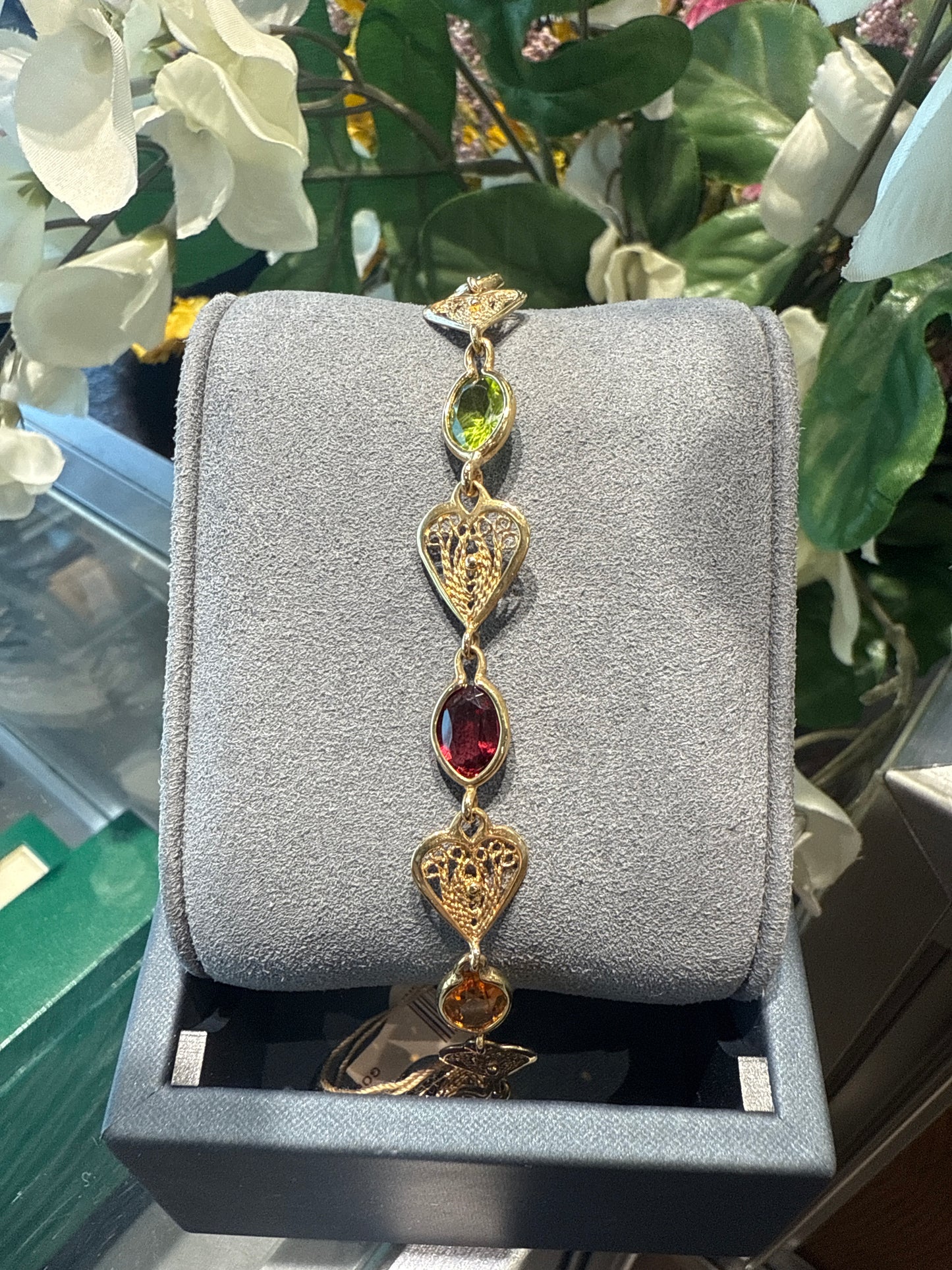 Gold bracelet