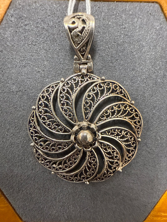 Silver charm