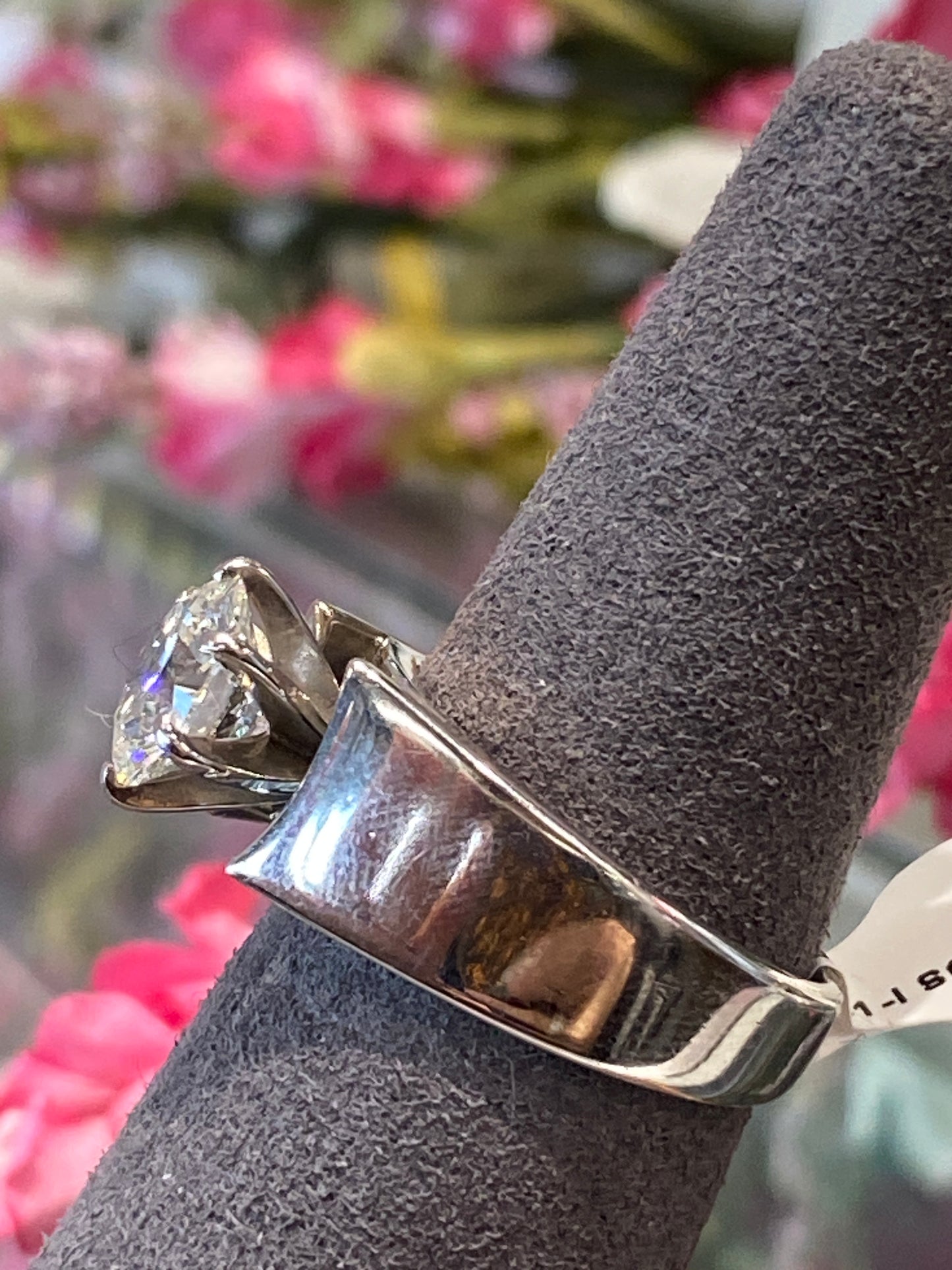 14k White Gold Diamond Engagement Ring