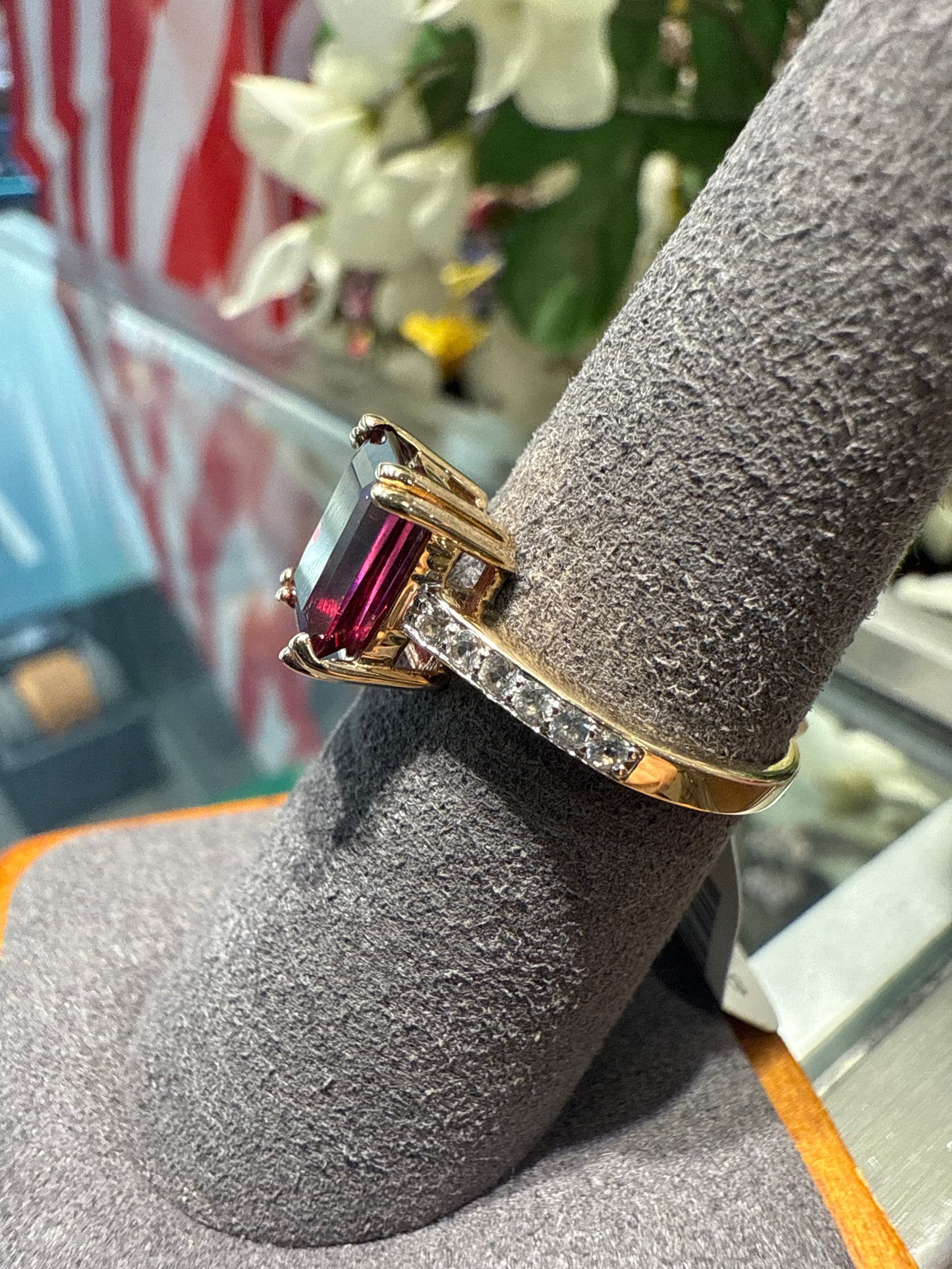 Gold ring
