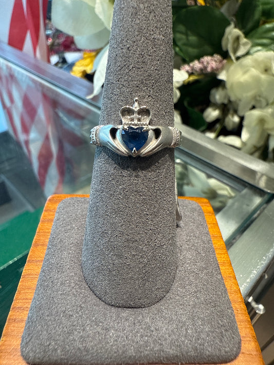 White gold ring