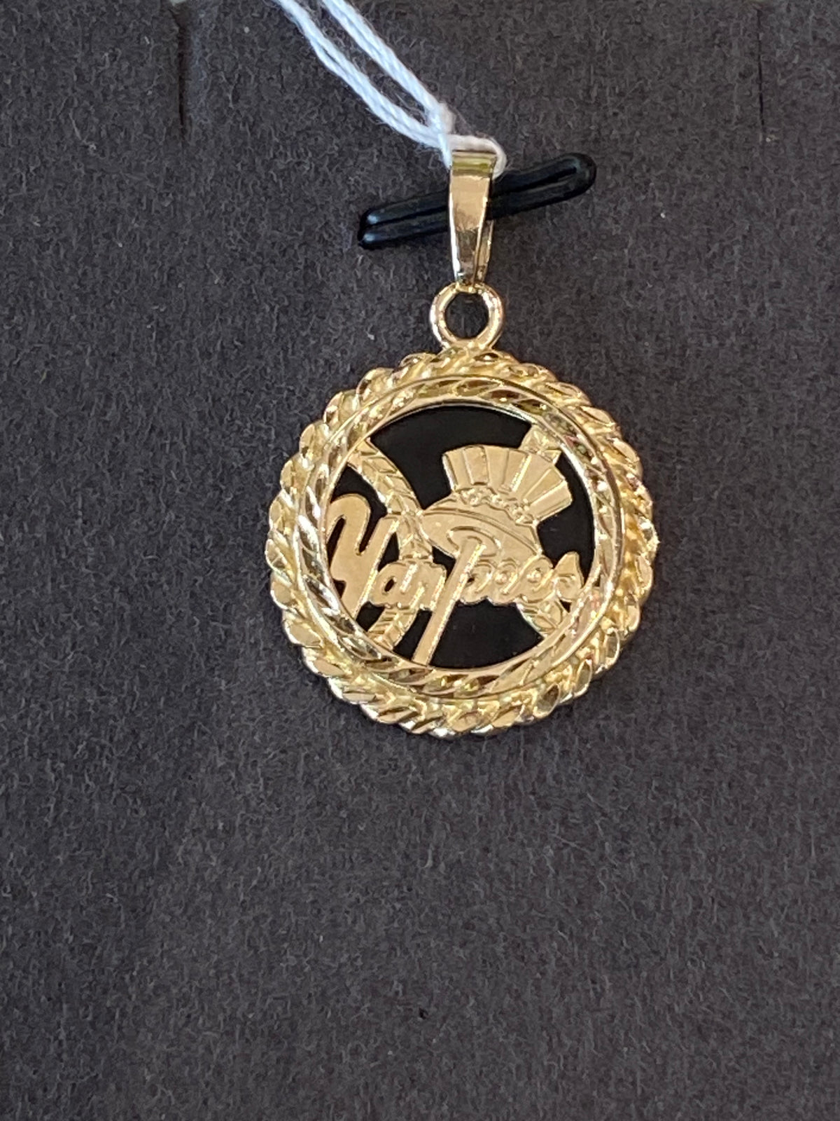 14k Yellow Gold Yankees Pendant