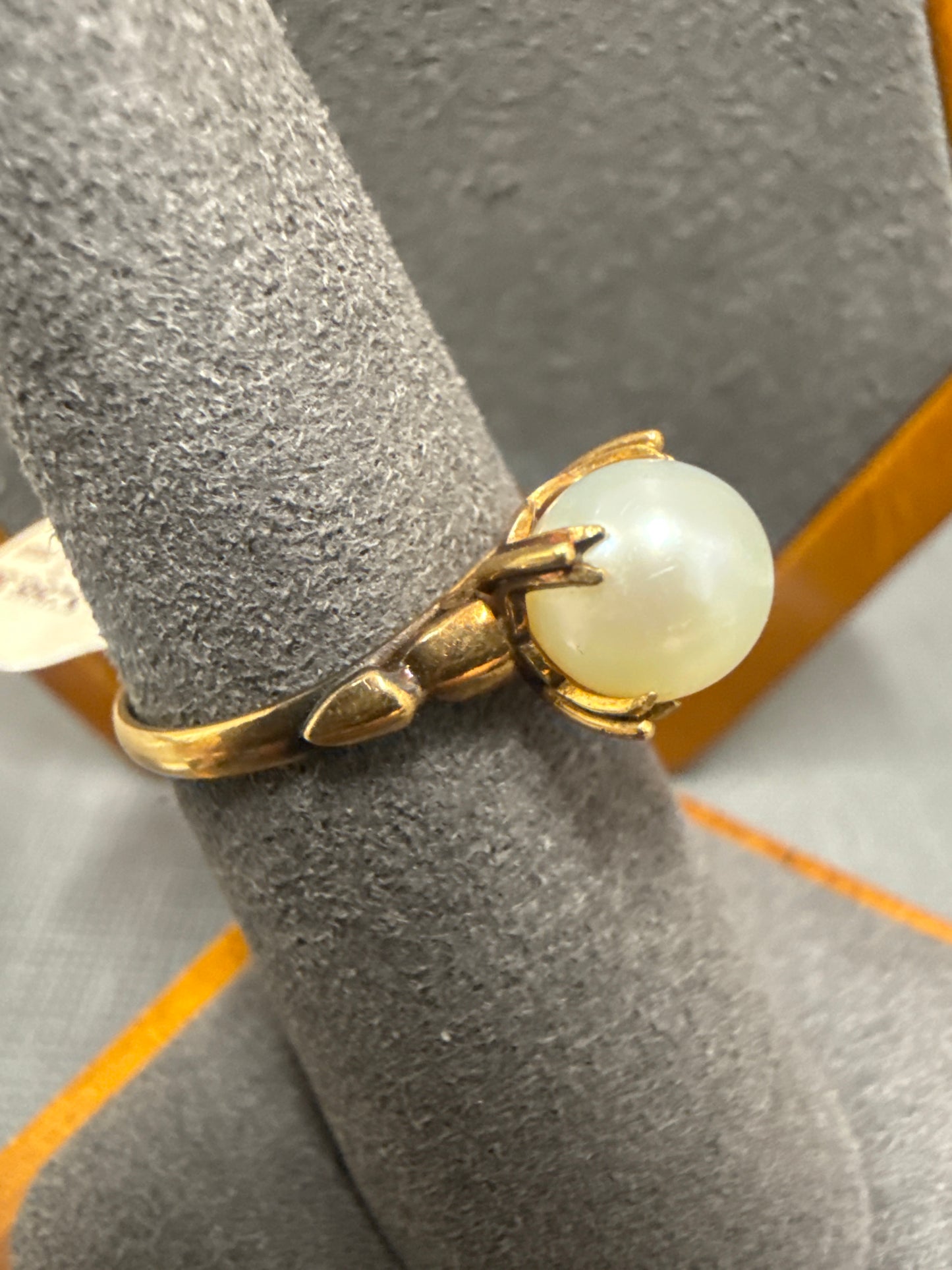 Gold ring