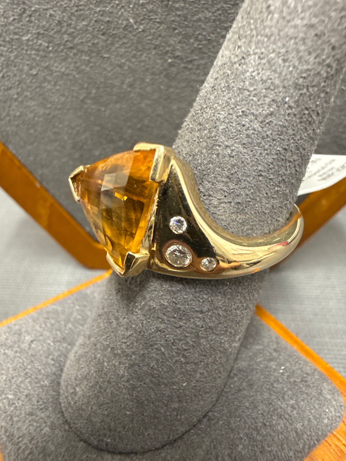 Gold ring