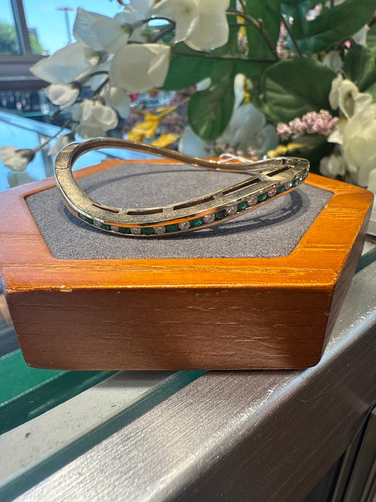 Gold bangle bracelet