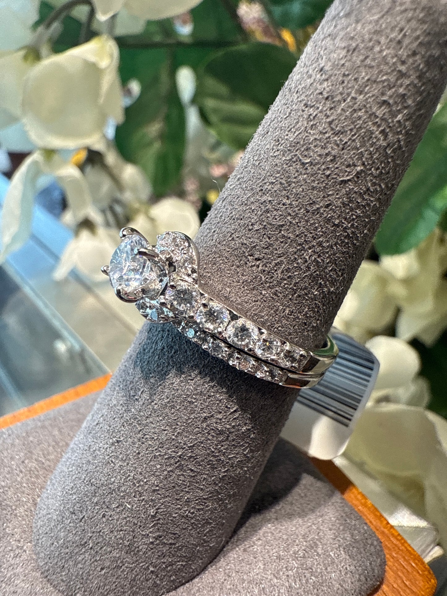 Silver wedding set