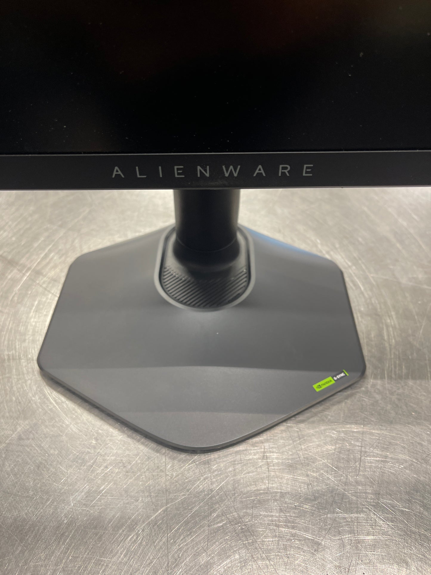 Alienware AW2724DM