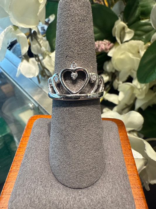 Silver crown ring