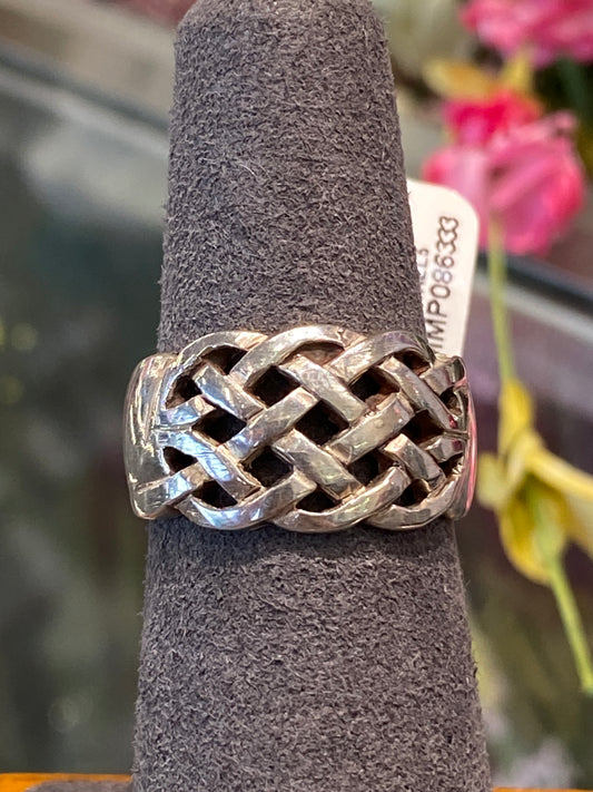 Silver Ring With Design